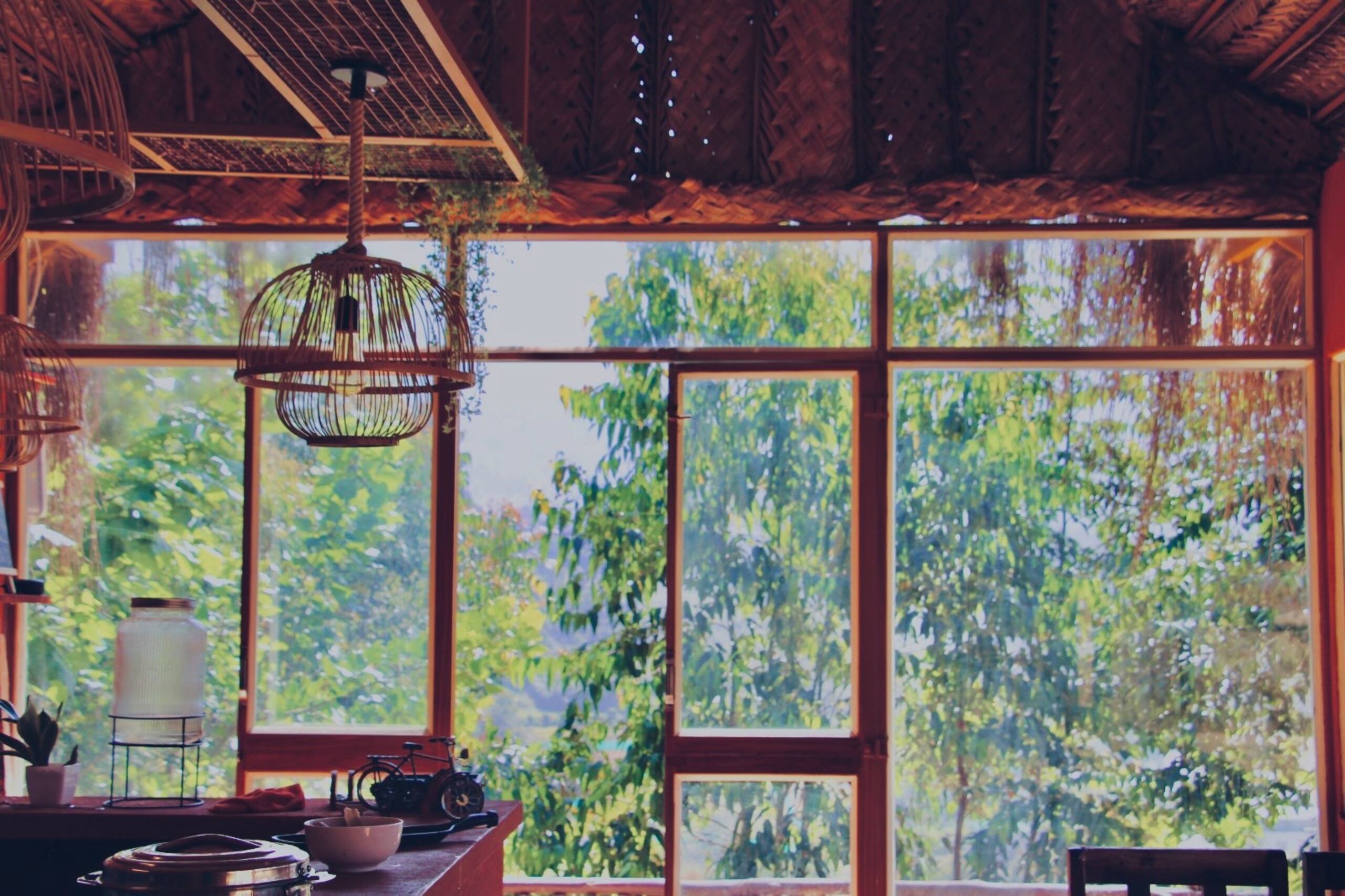 Misty Woodhouse | Scenic Hill Stay in Kanthalloor 12