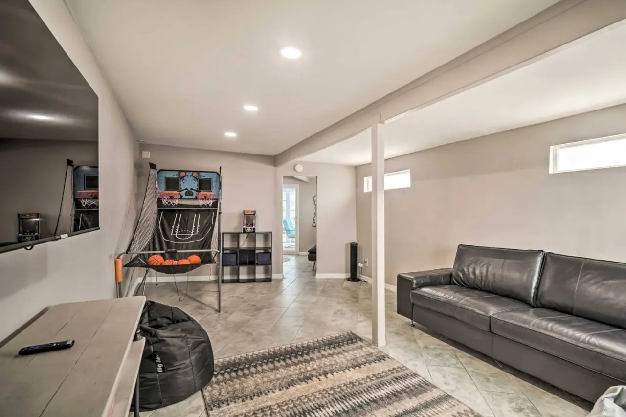 Havasu Thistle - Spa, FirePit, PoolTable, Sleeps15 18