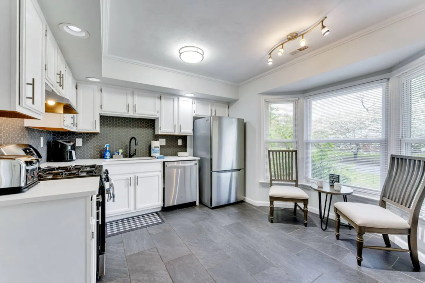Virginia Beach 4BR Home 30+ Night Stay Near Oceana 14