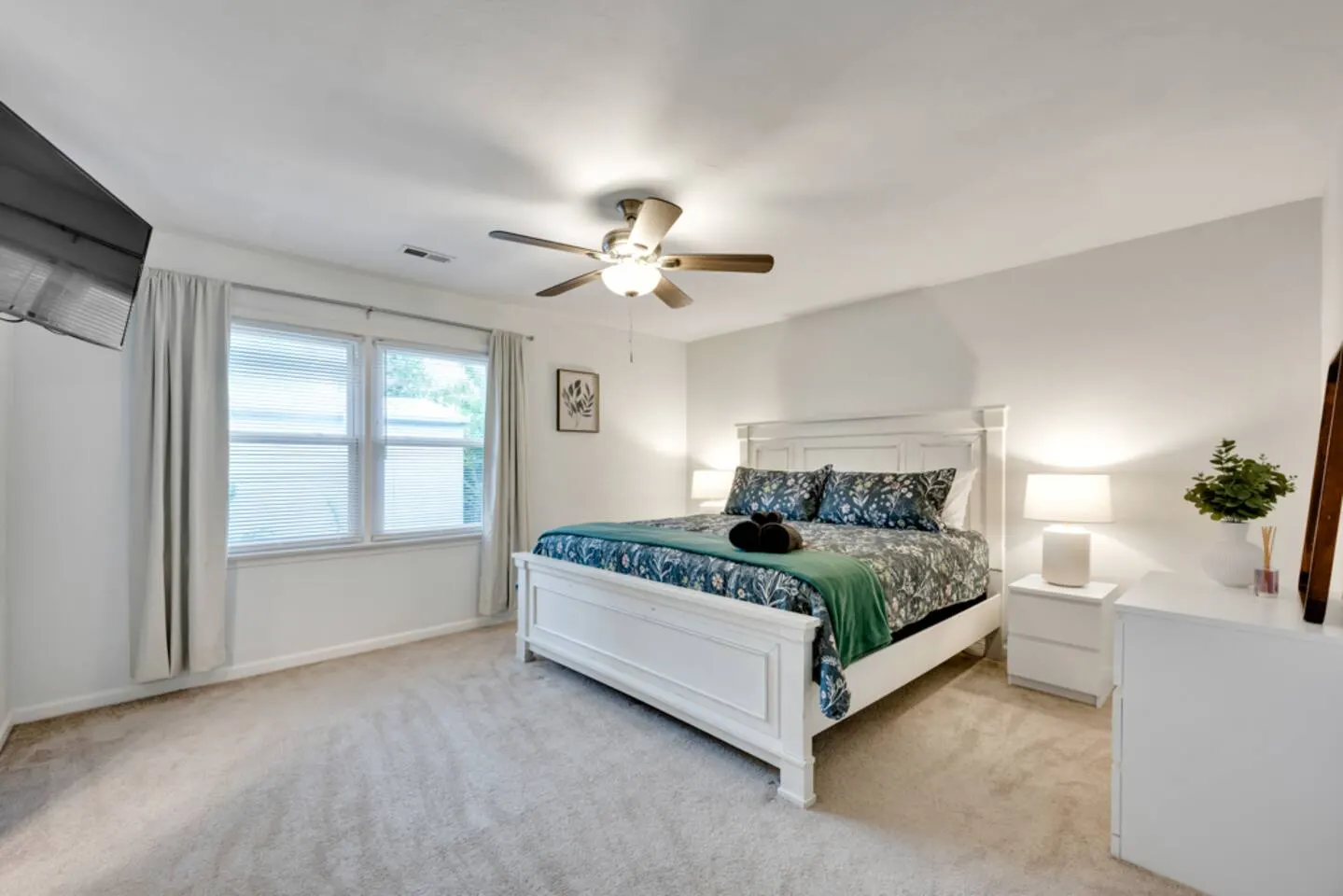Virginia Beach 4BR Home 30+ Night Stay Near Oceana 15