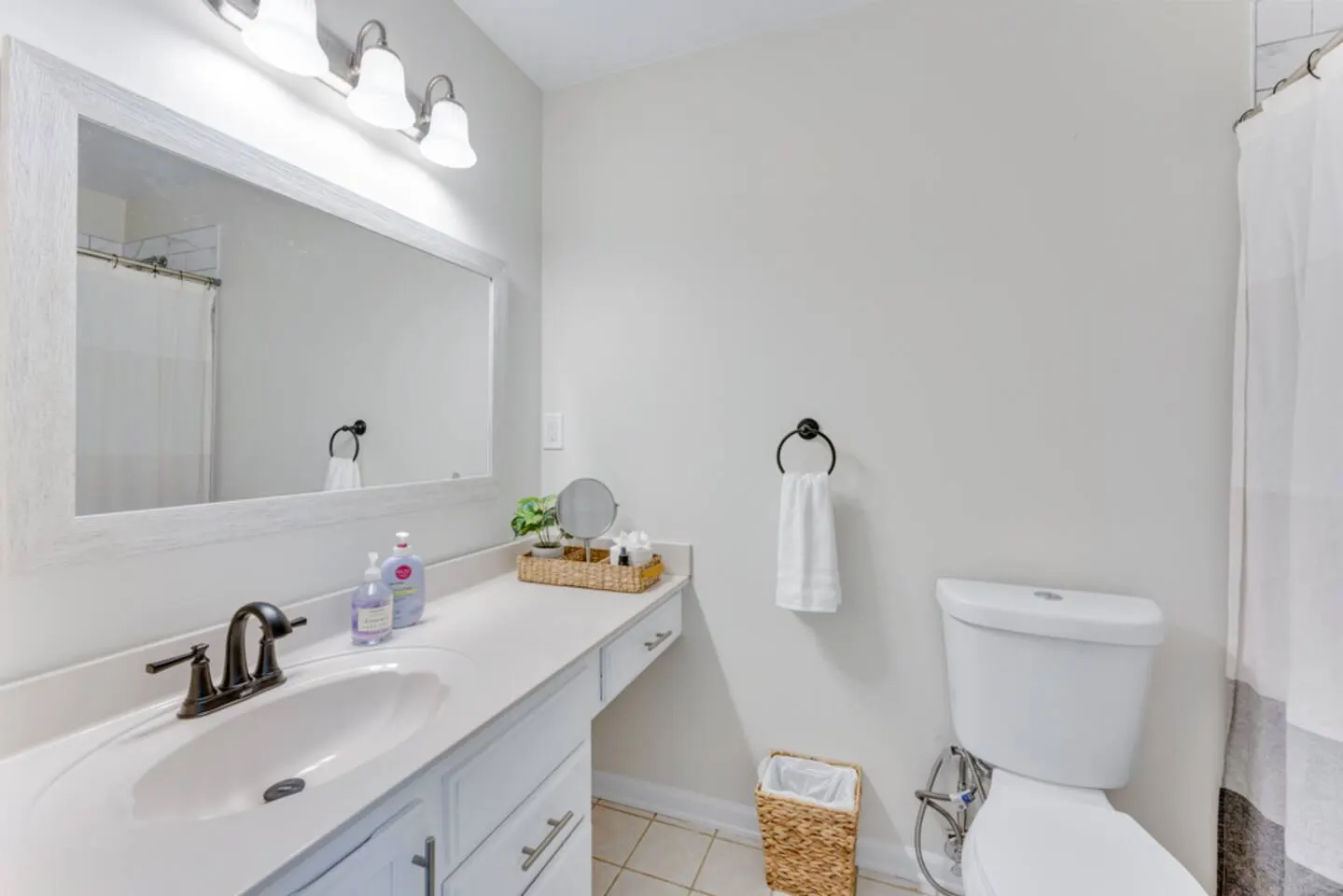 Virginia Beach 4BR Home 30+ Night Stay Near Oceana 17