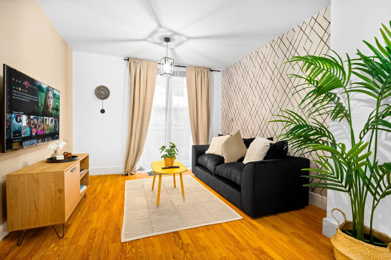 Arcadian Apartment - Balcony - Parking - Fast WIFI — photo 2