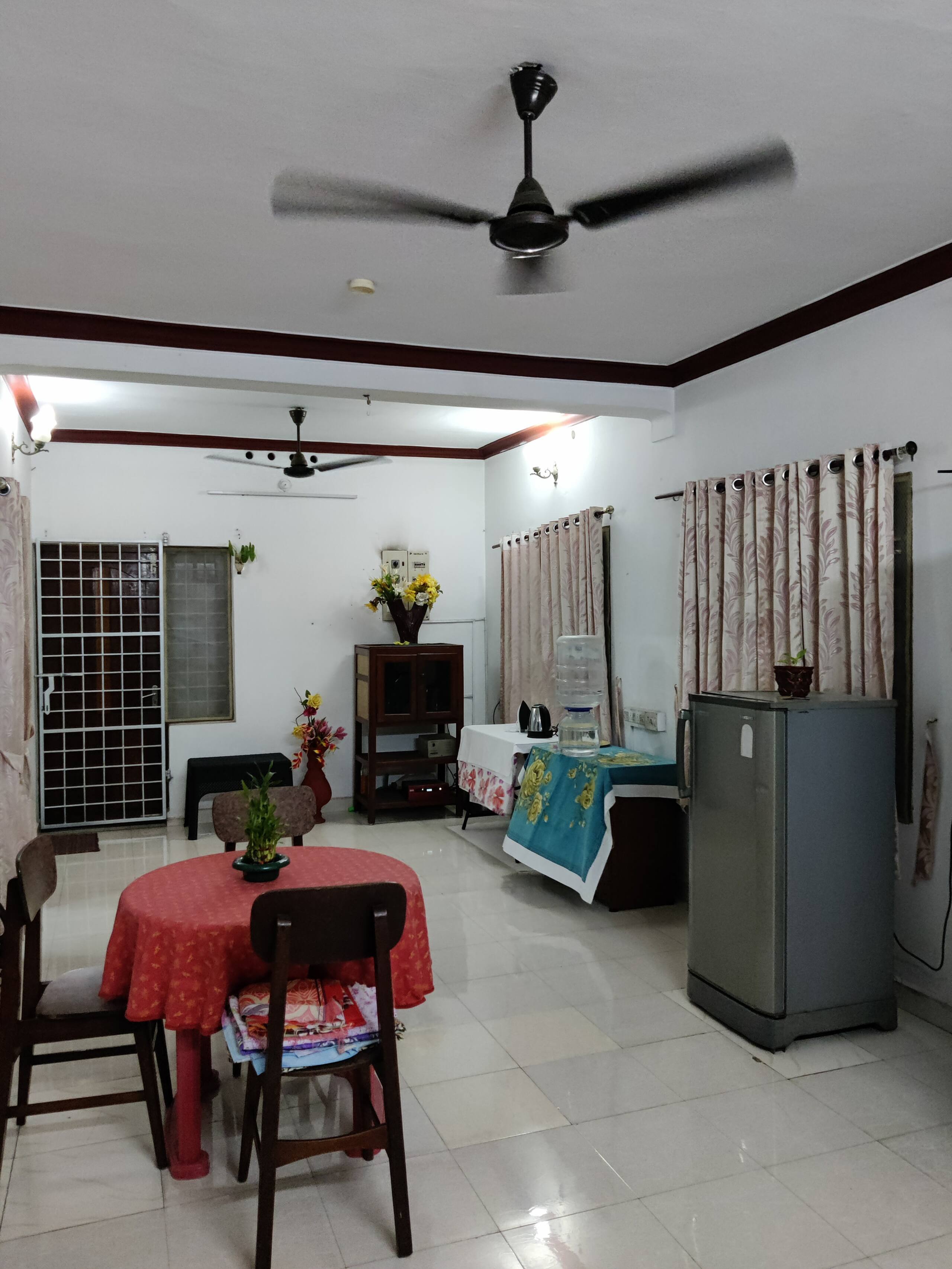 Hana's Haven: Entire Floor with 3 Rooms (A/C) 4