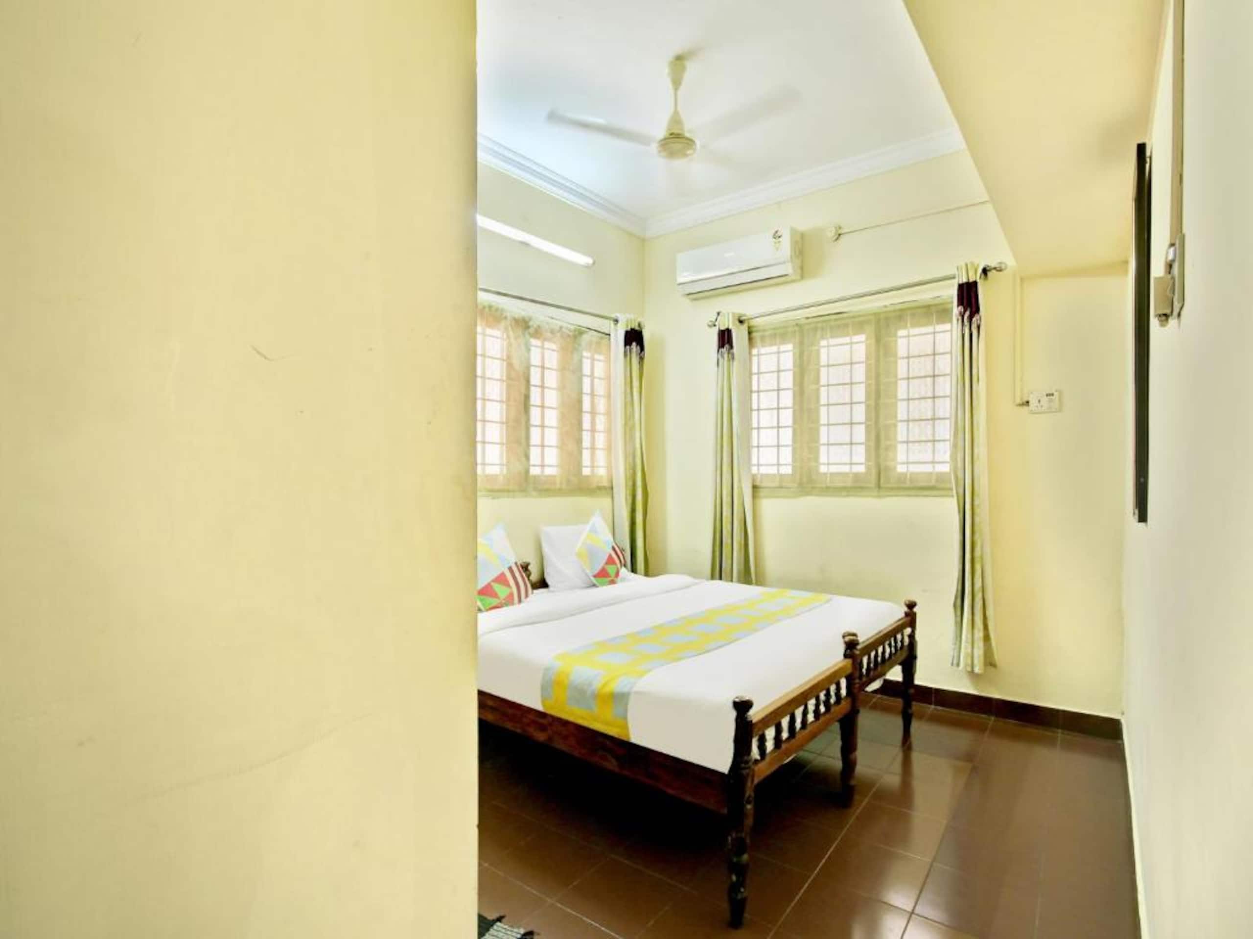 Hana's Haven: Entire Floor with 3 Rooms (A/C) 18
