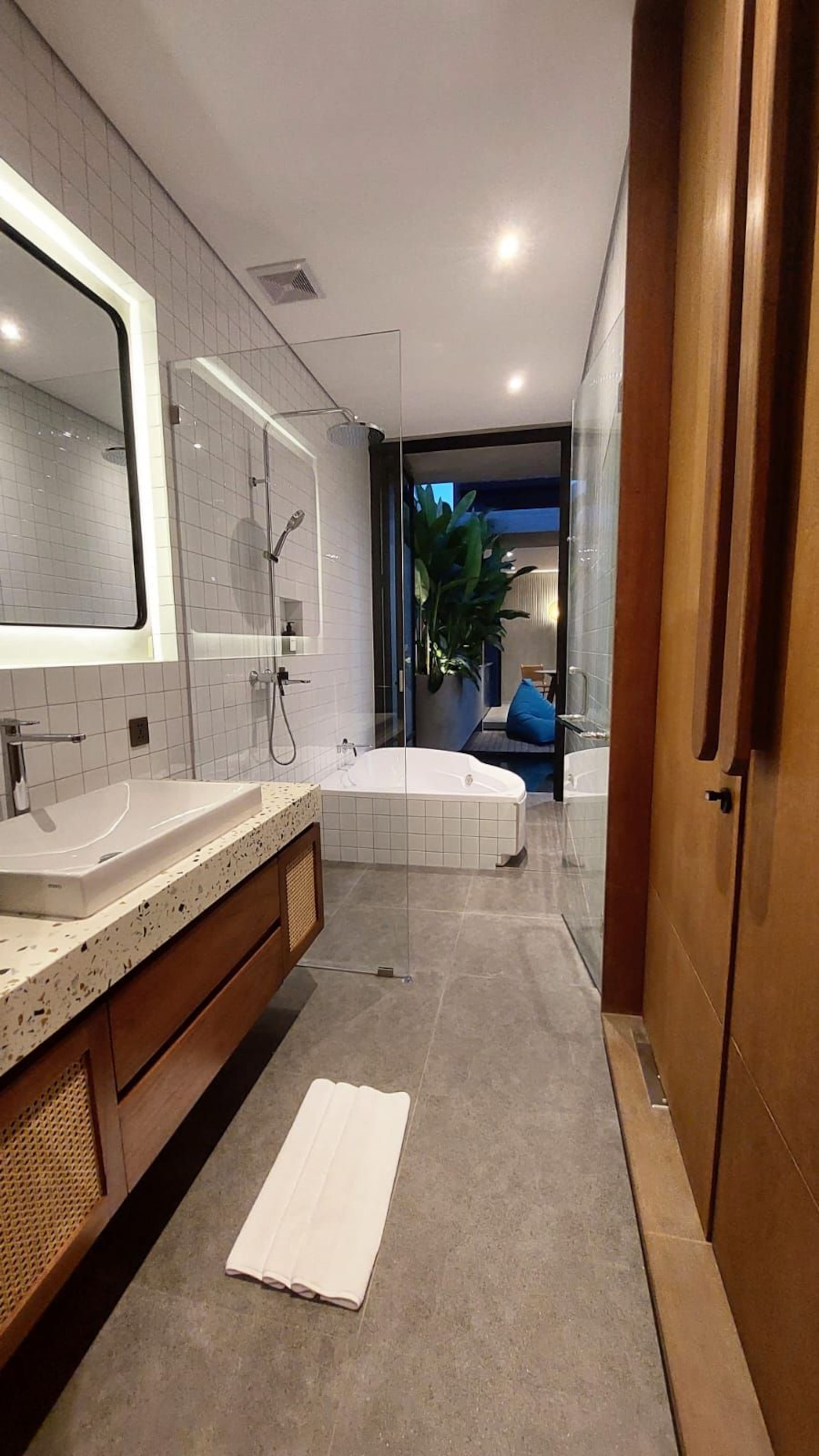 1 BR modern tropical villa @ the heart of Seminyak 16