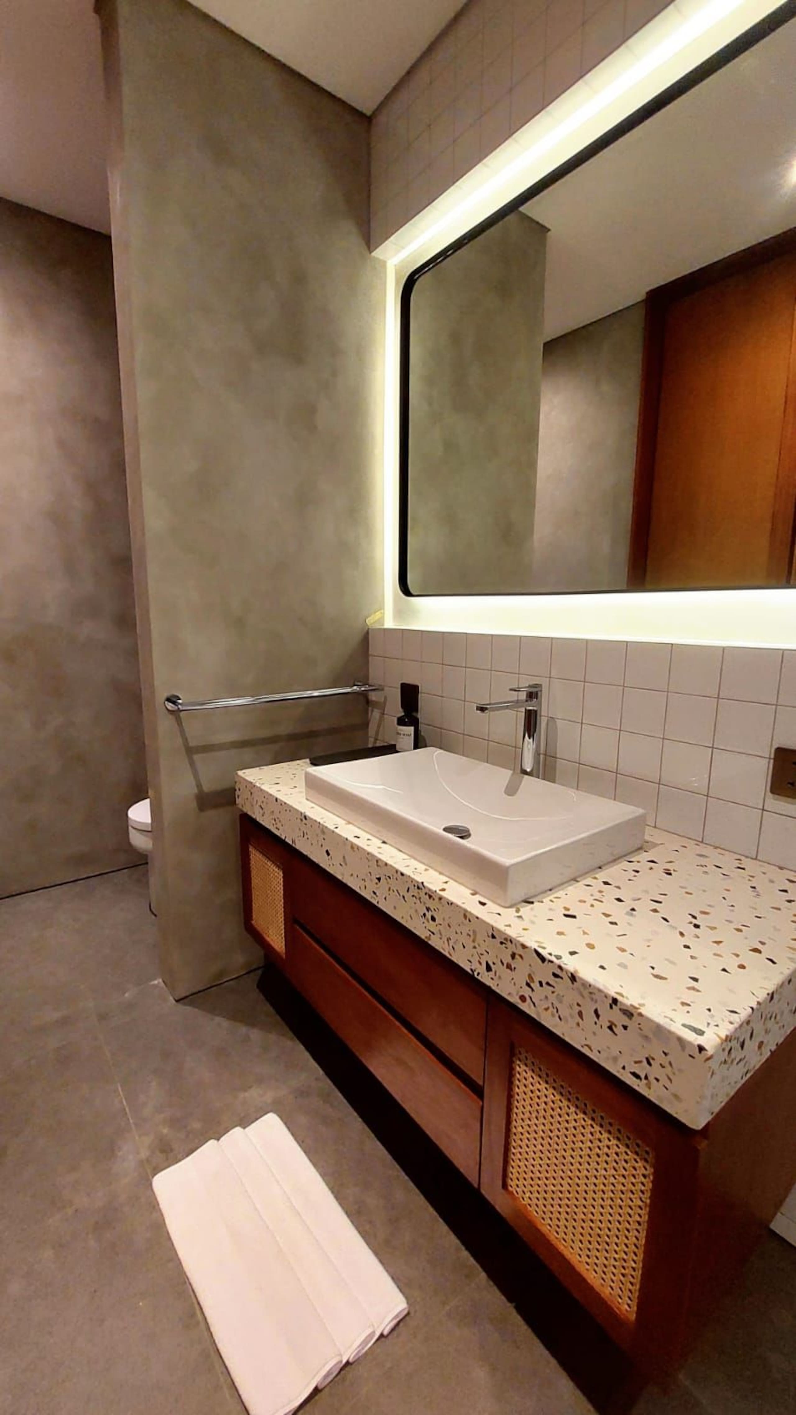 1 BR modern tropical villa @ the heart of Seminyak 15