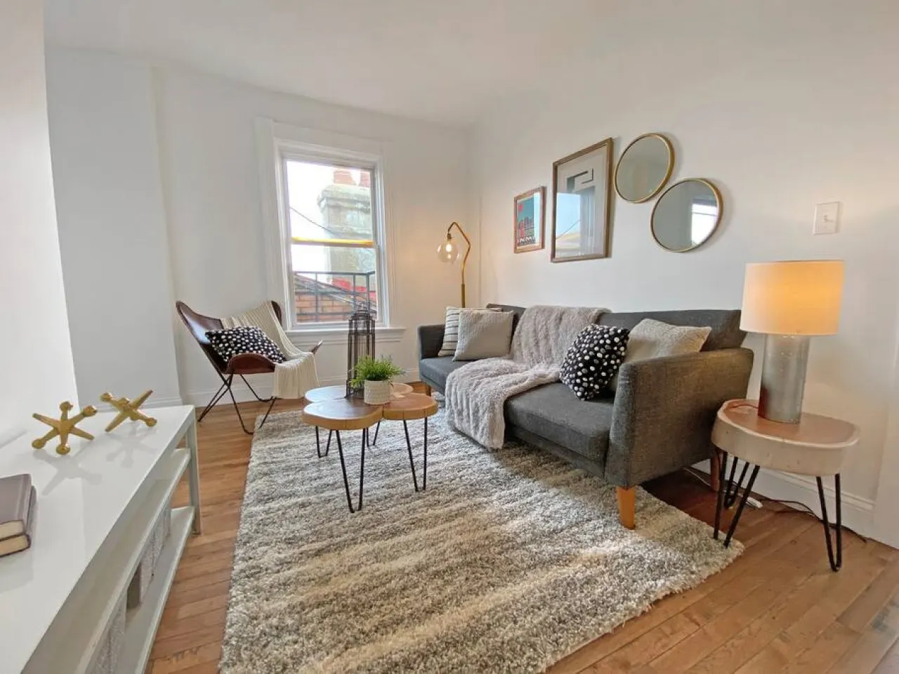 Explore Downtown and Mount Adams with River Views! 19