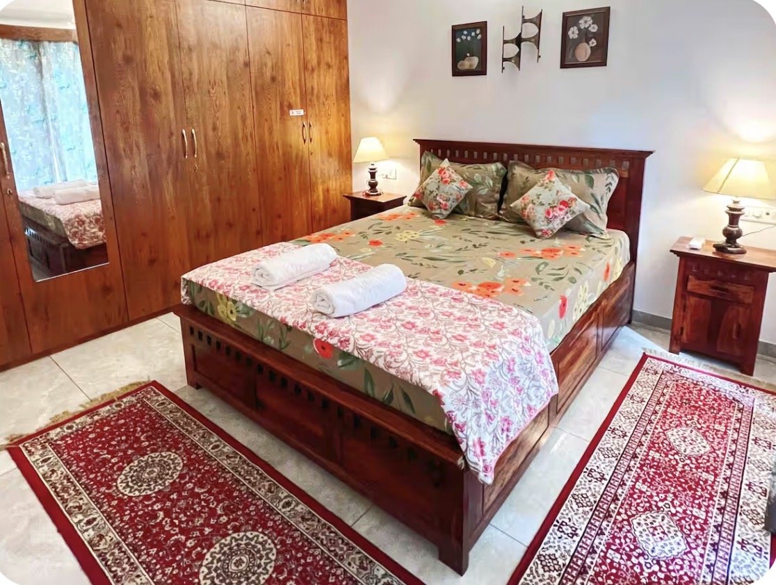 The Cider 3BHK|Beach 5 min walk|Sleeps 10|AC~Wi-Fi 4
