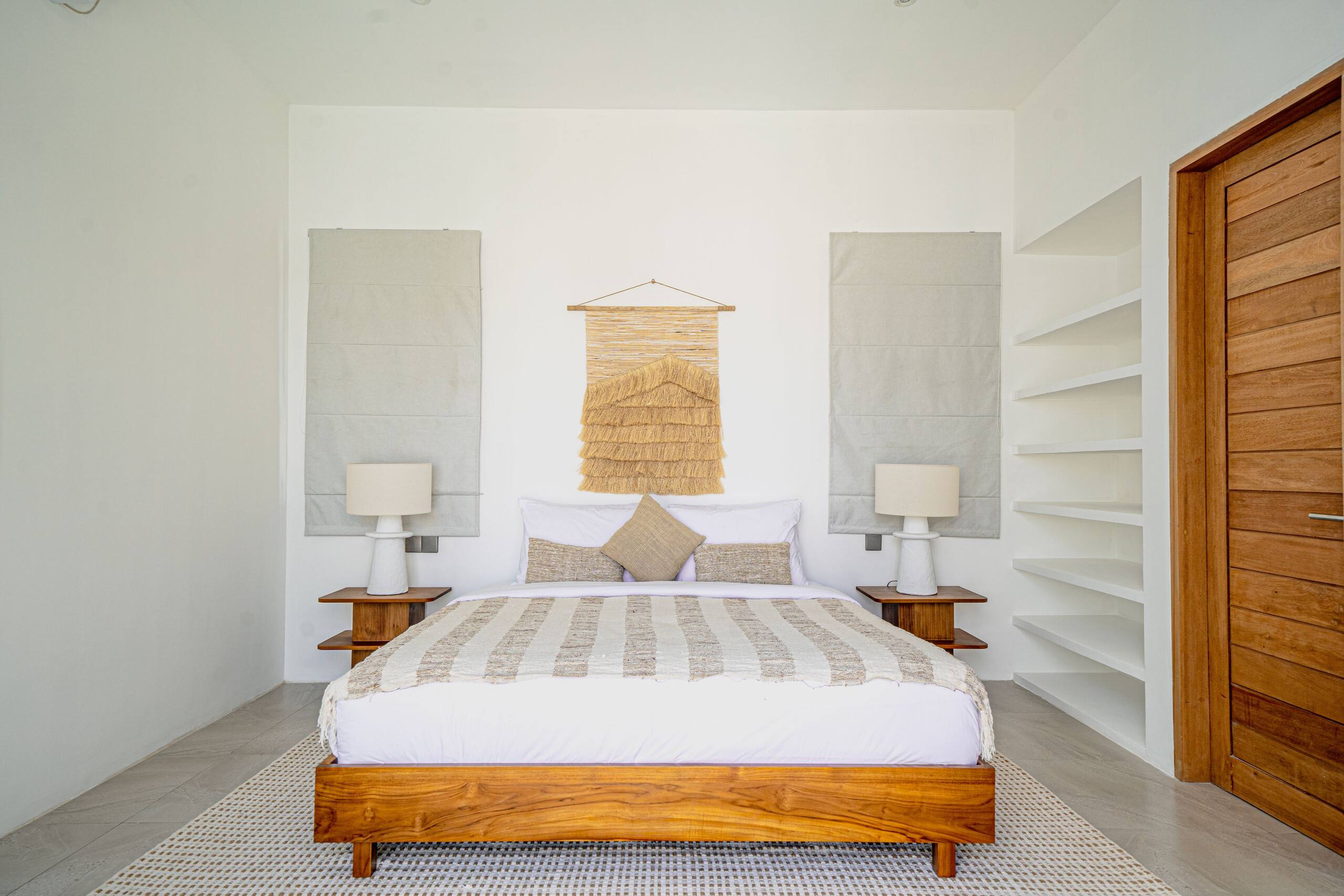Modern Minimalist Villa w/Rooftop in Uluwatu 20