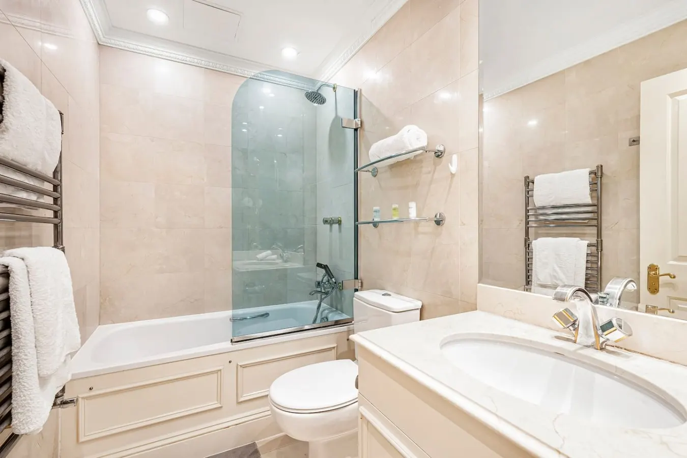 Knightsbridge 2-Bed Next To Hyde Park 18