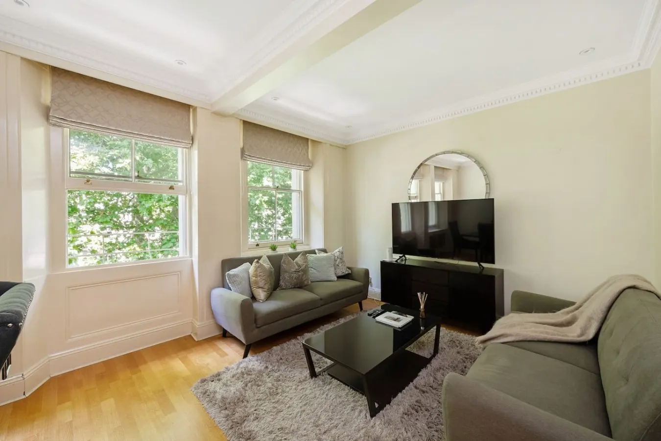 Knightsbridge 2-Bed Next To Hyde Park 7