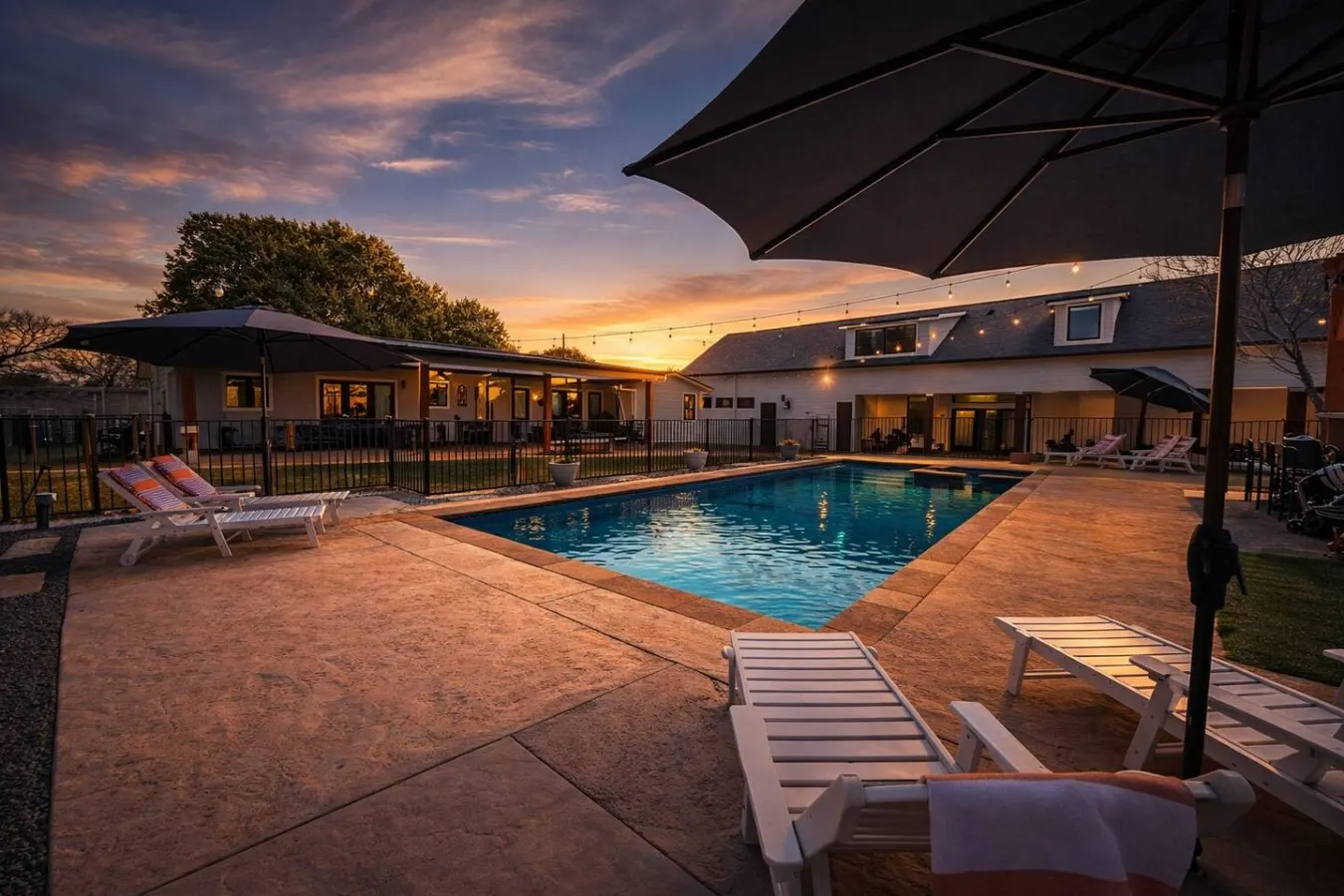 Austin | Pool, Hot Tub & Pickleball