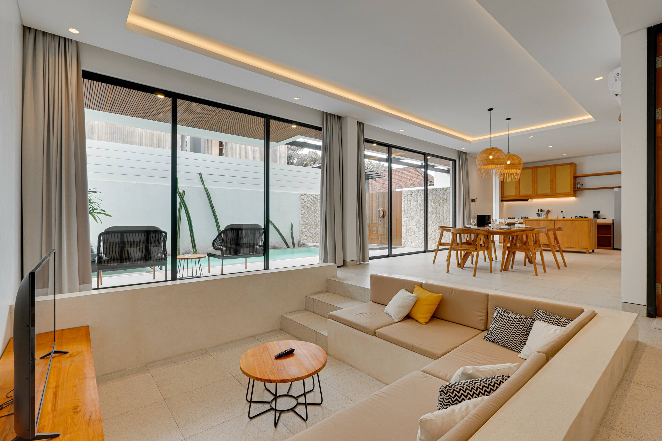 RHYS Villa Canggu 3BR: Enclosed Lounge + Pool — photo 2