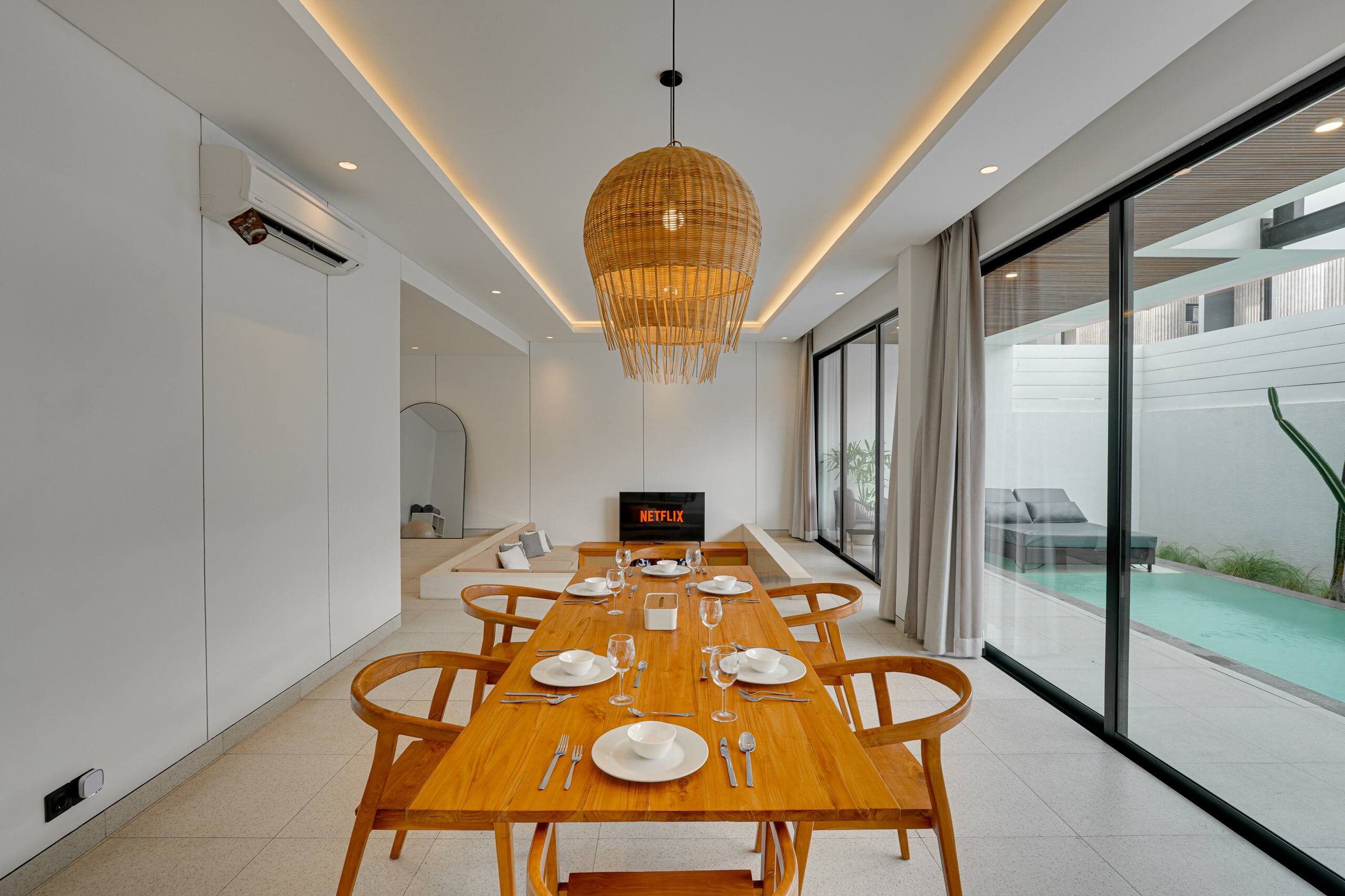 RHYS Villa Canggu 3BR: Enclosed Lounge + Pool — photo 3
