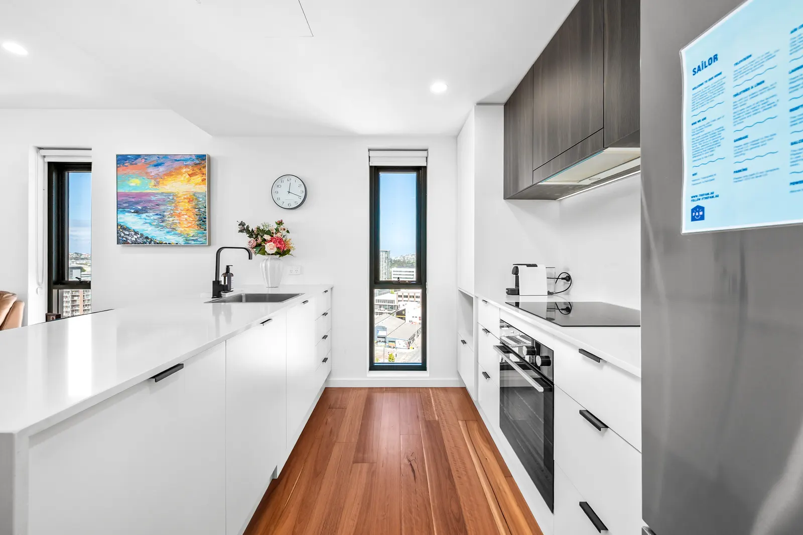 Sailor Harbour Views, Parking & Walkable 13