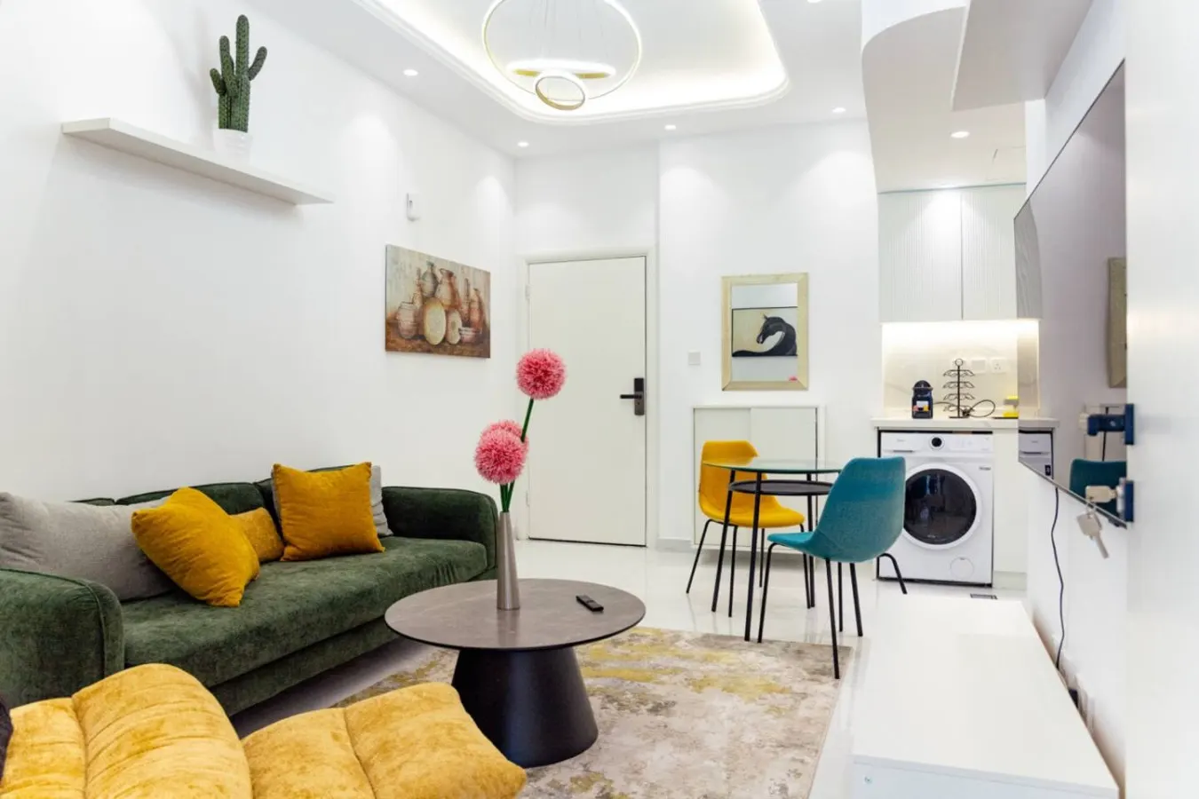 Dubai Marina - 1BHK Modish Apartment 2
