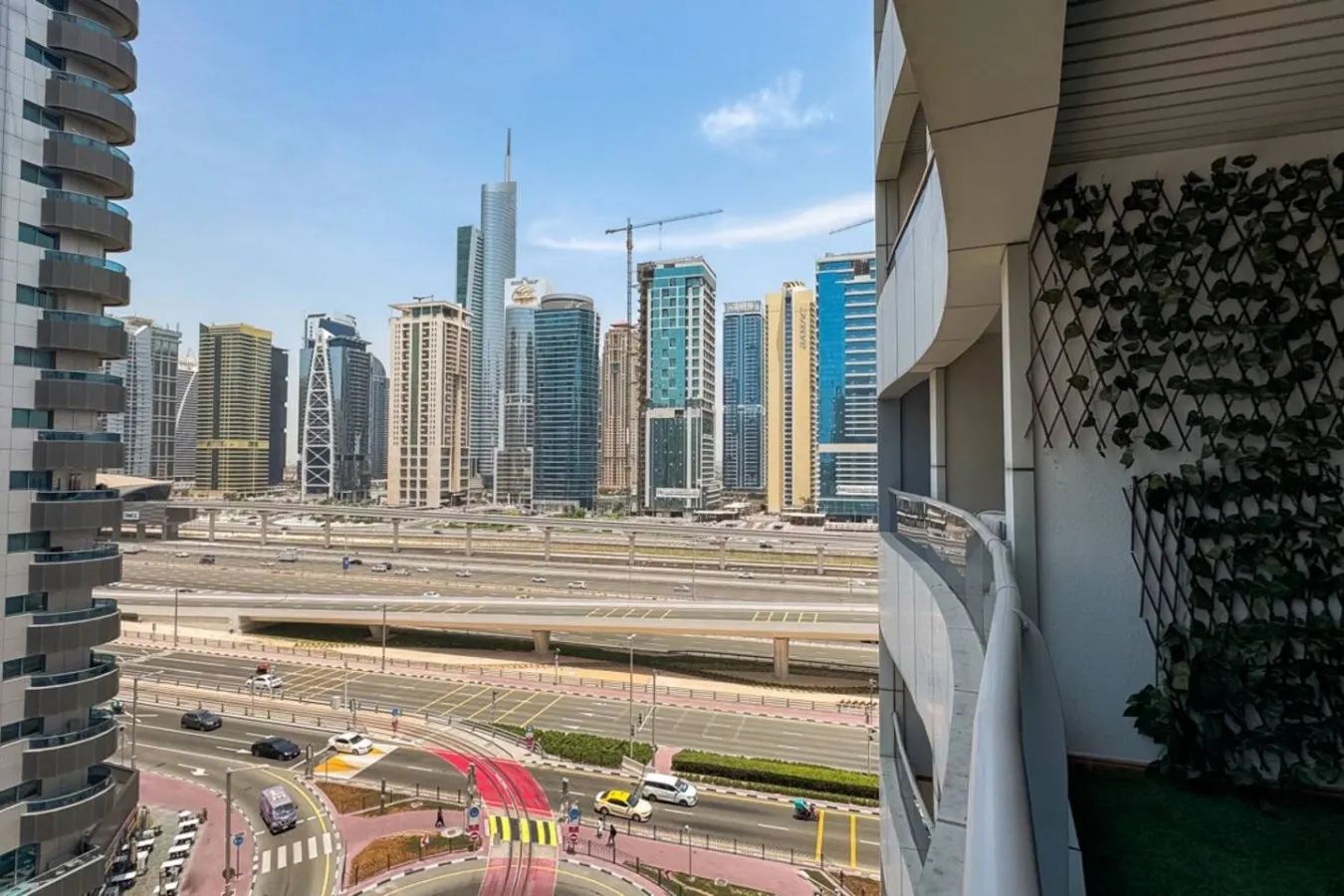 Dubai Marina - 1BHK Modish Apartment 20
