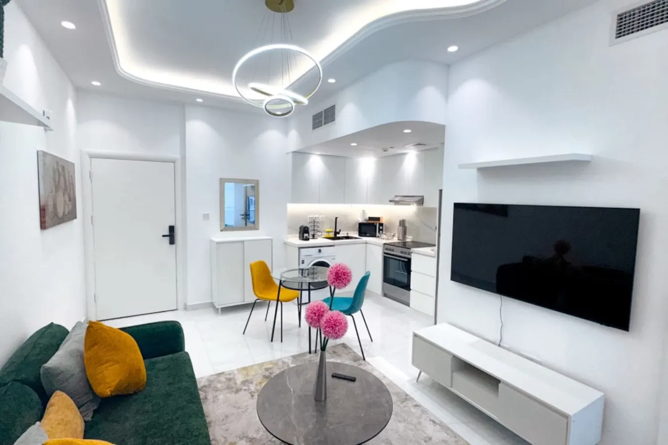 Dubai Marina - 1BHK Modish Apartment 3