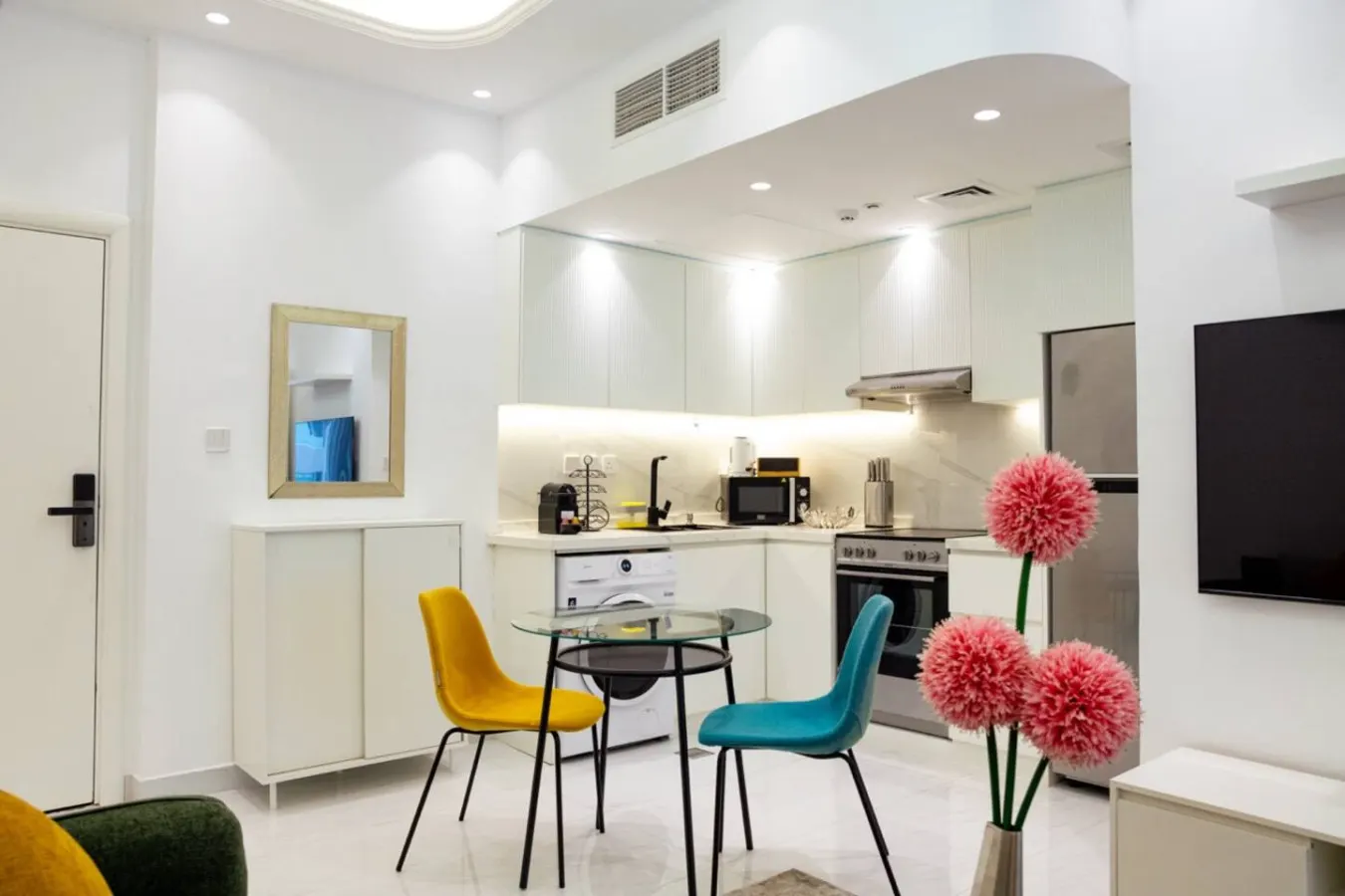 Dubai Marina - 1BHK Modish Apartment 4