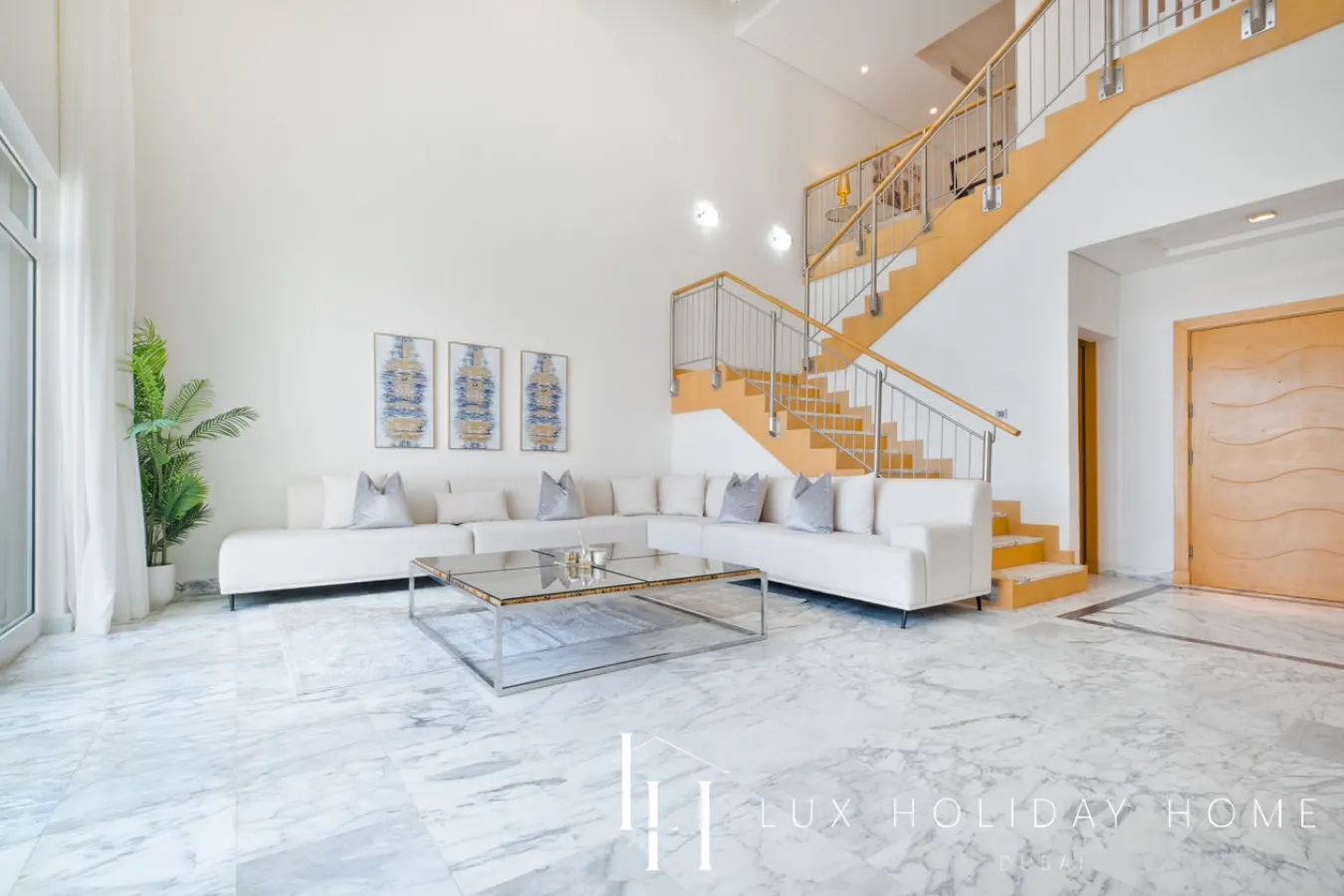 LUX The Shoreline Palm Island Penthouse 18