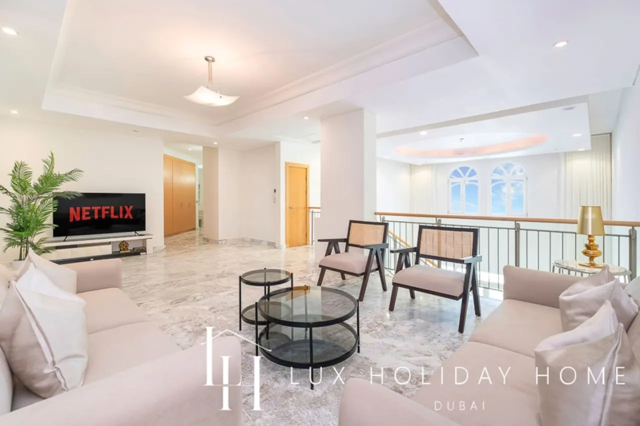 LUX The Shoreline Palm Island Penthouse 19