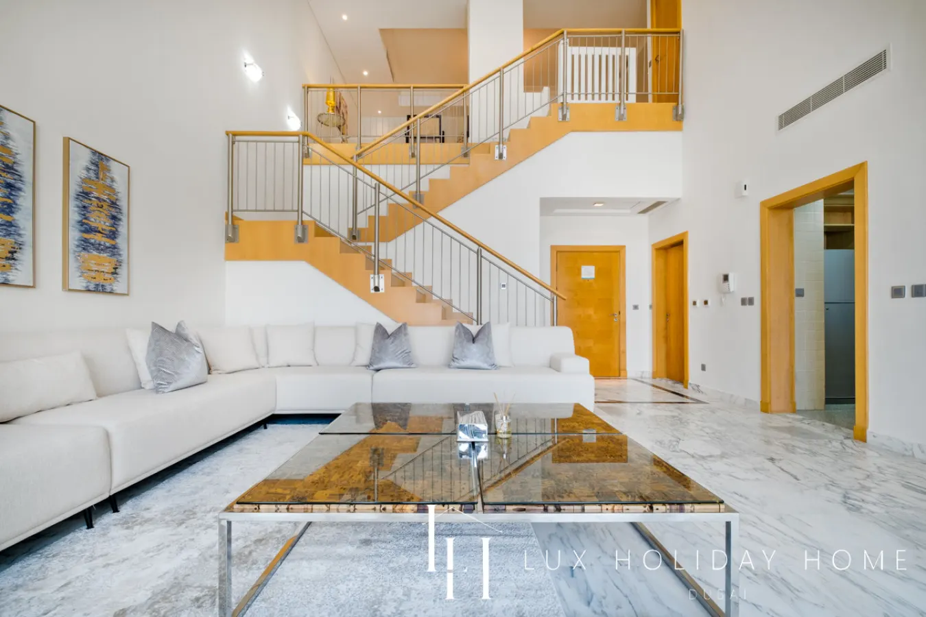 LUX The Shoreline Palm Island Penthouse 6
