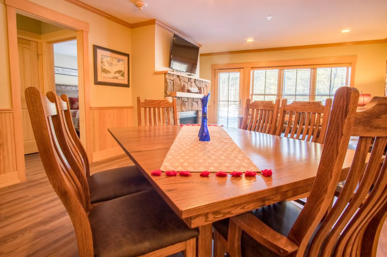 Ski in & Out-Pool-Cranmore-Slope side 16