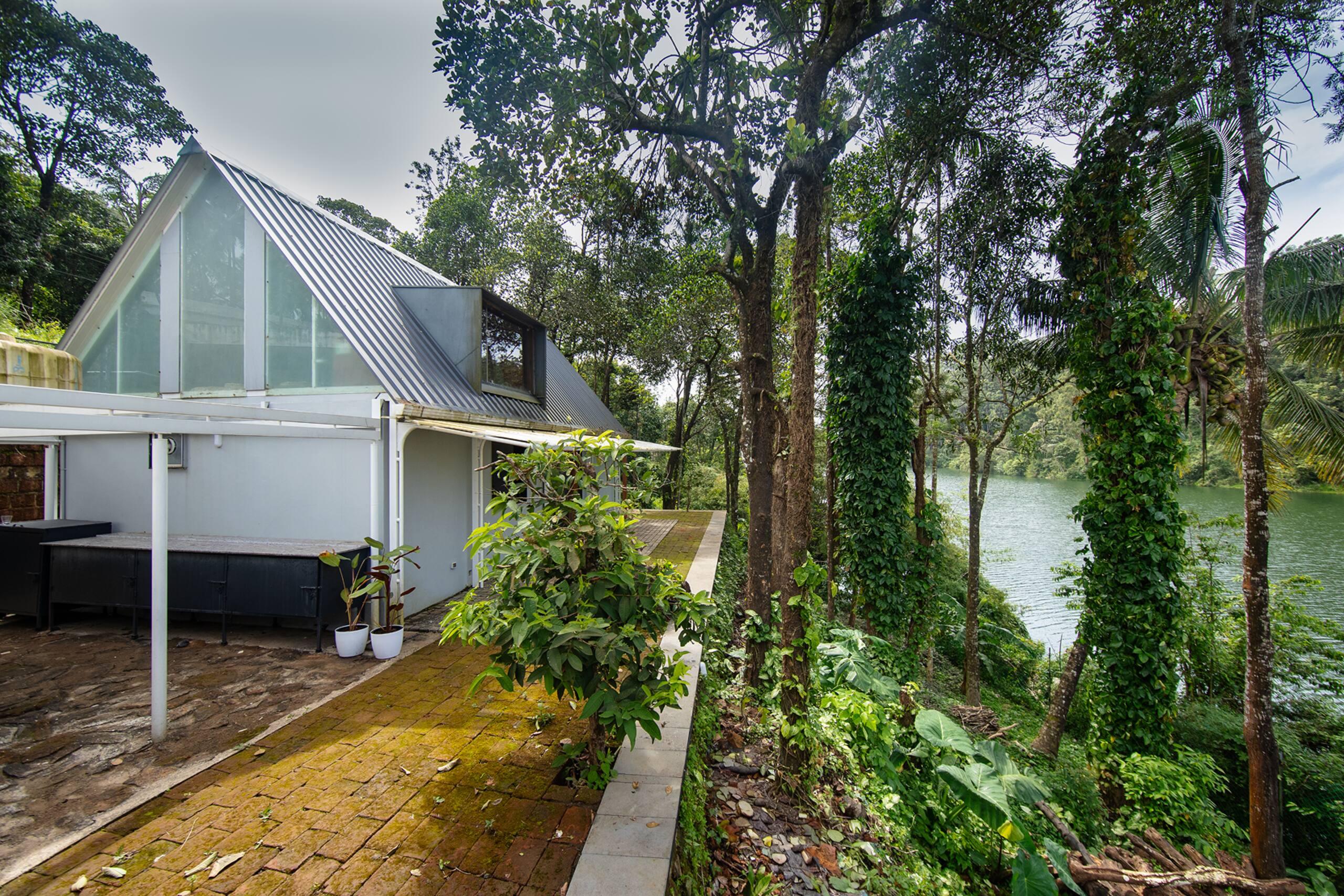 TwoTwentyTwoSpace Wayanad, Cottage & Studio 2