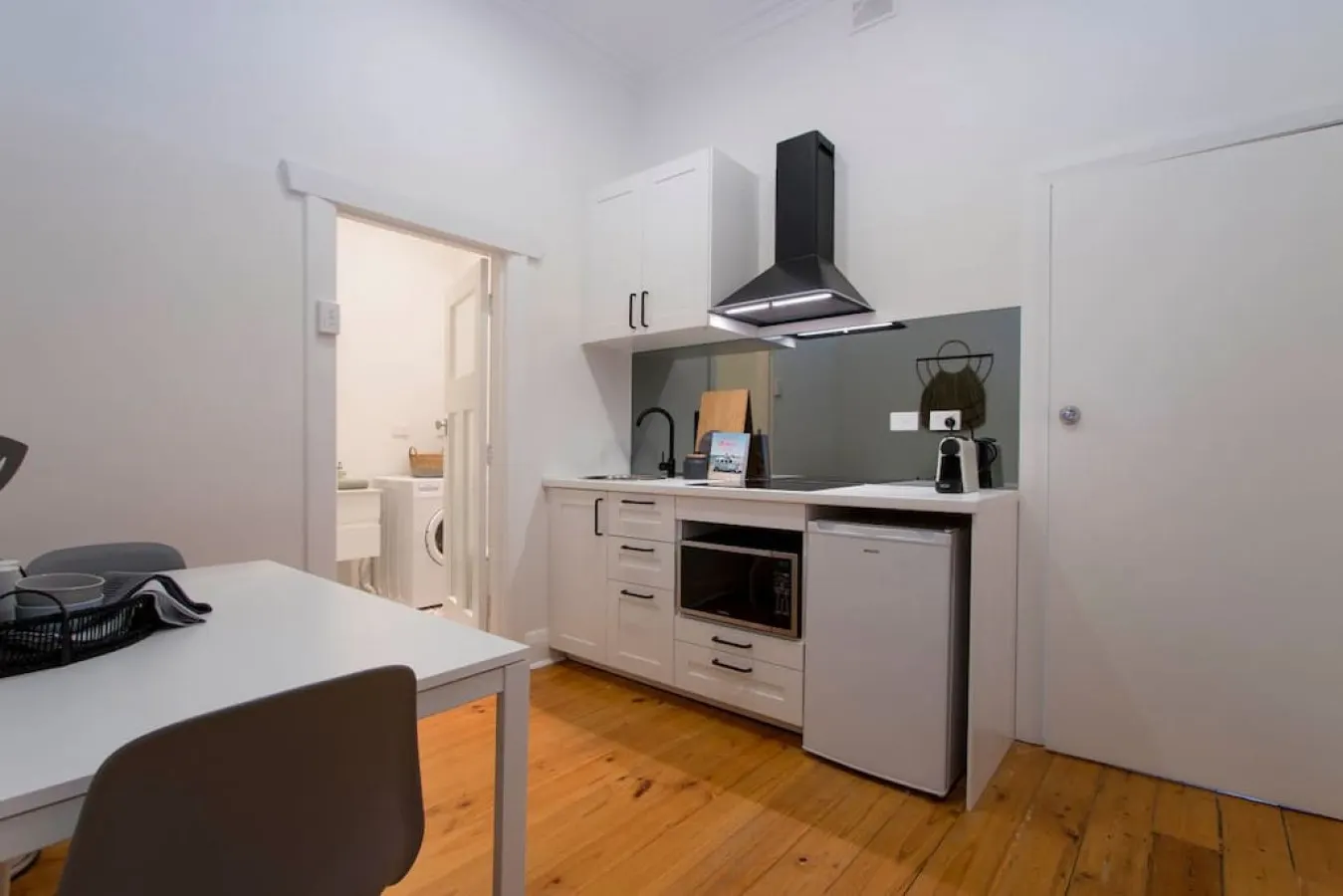 Eaton Cottage 2BR Wifi Parking 7