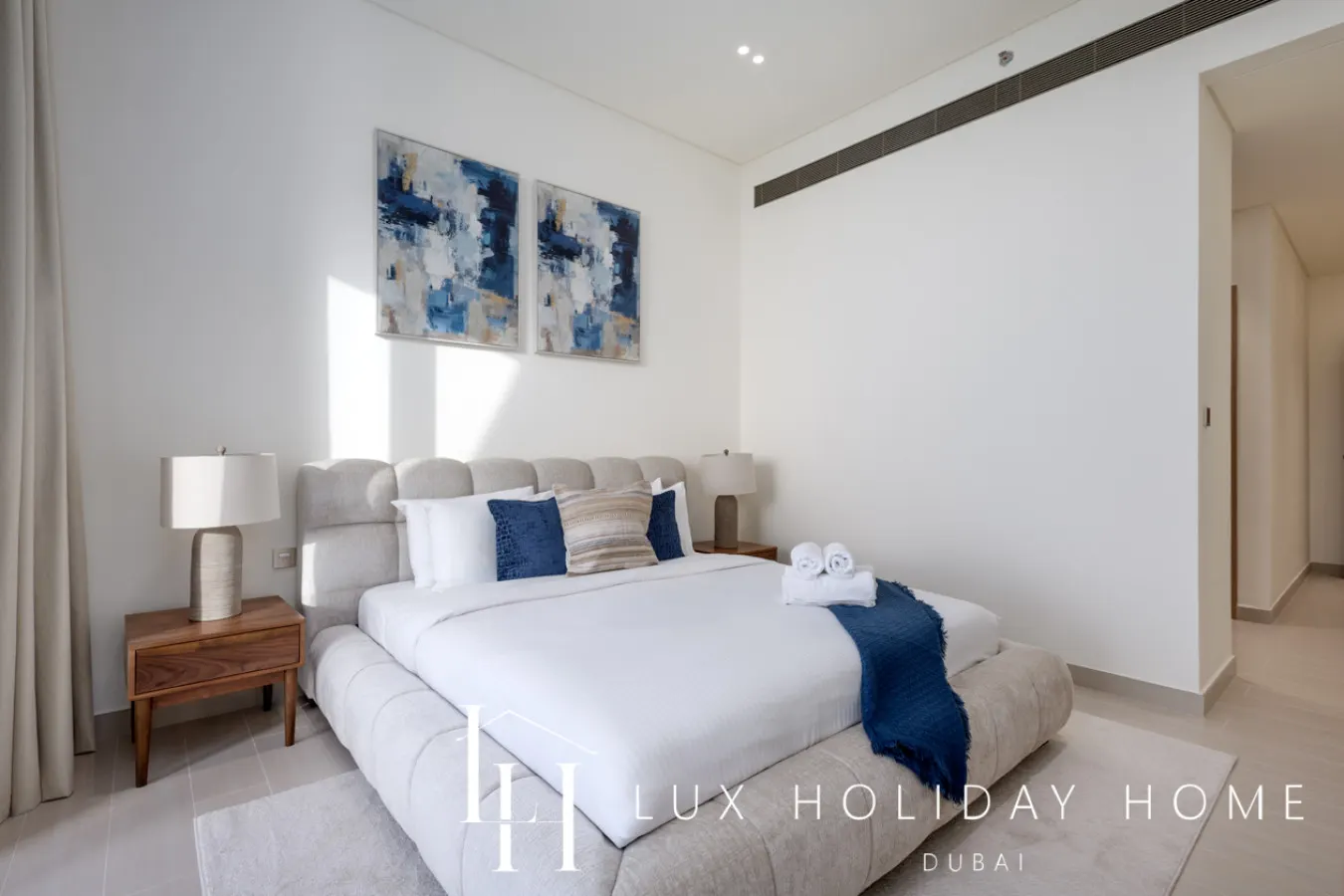 LUX The Phantom Sky Pool Suite 17