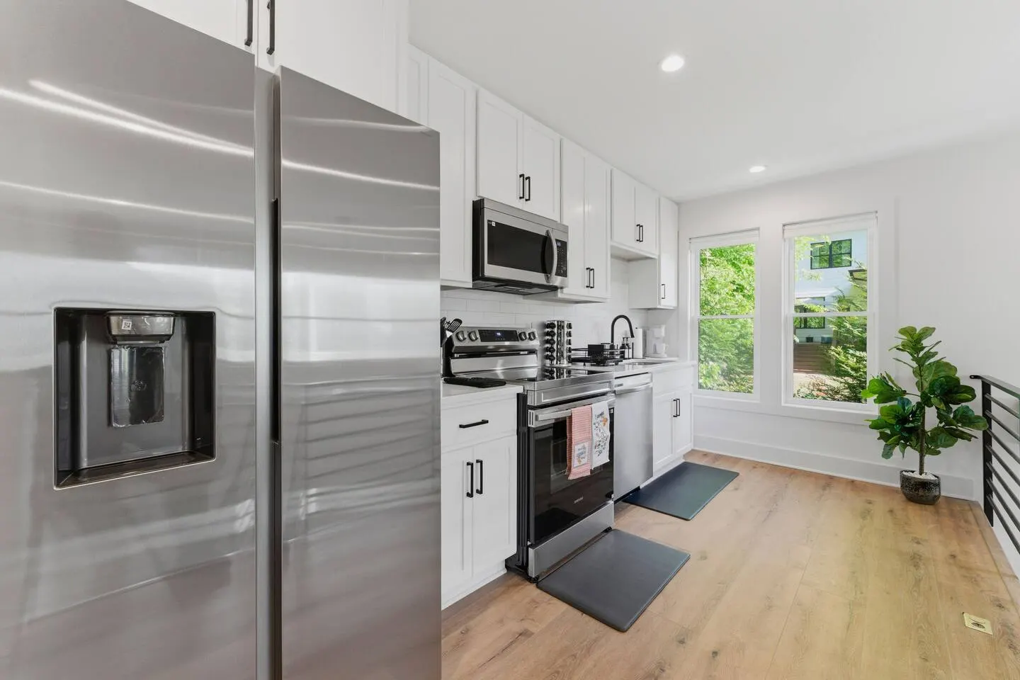 Chic 2BR Home near Kirkwood & Emory 9