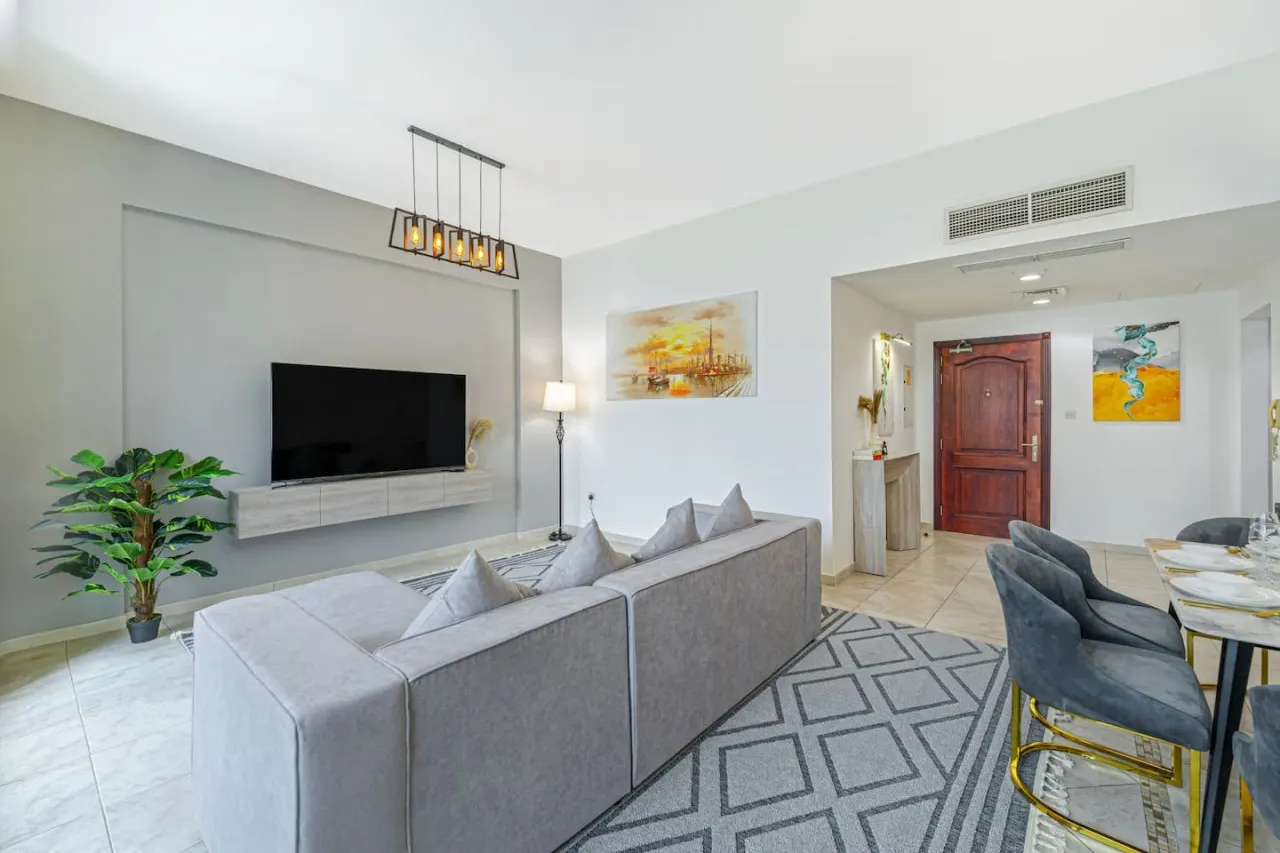 Full Sea View Free Netflix Balcony & Pool 14