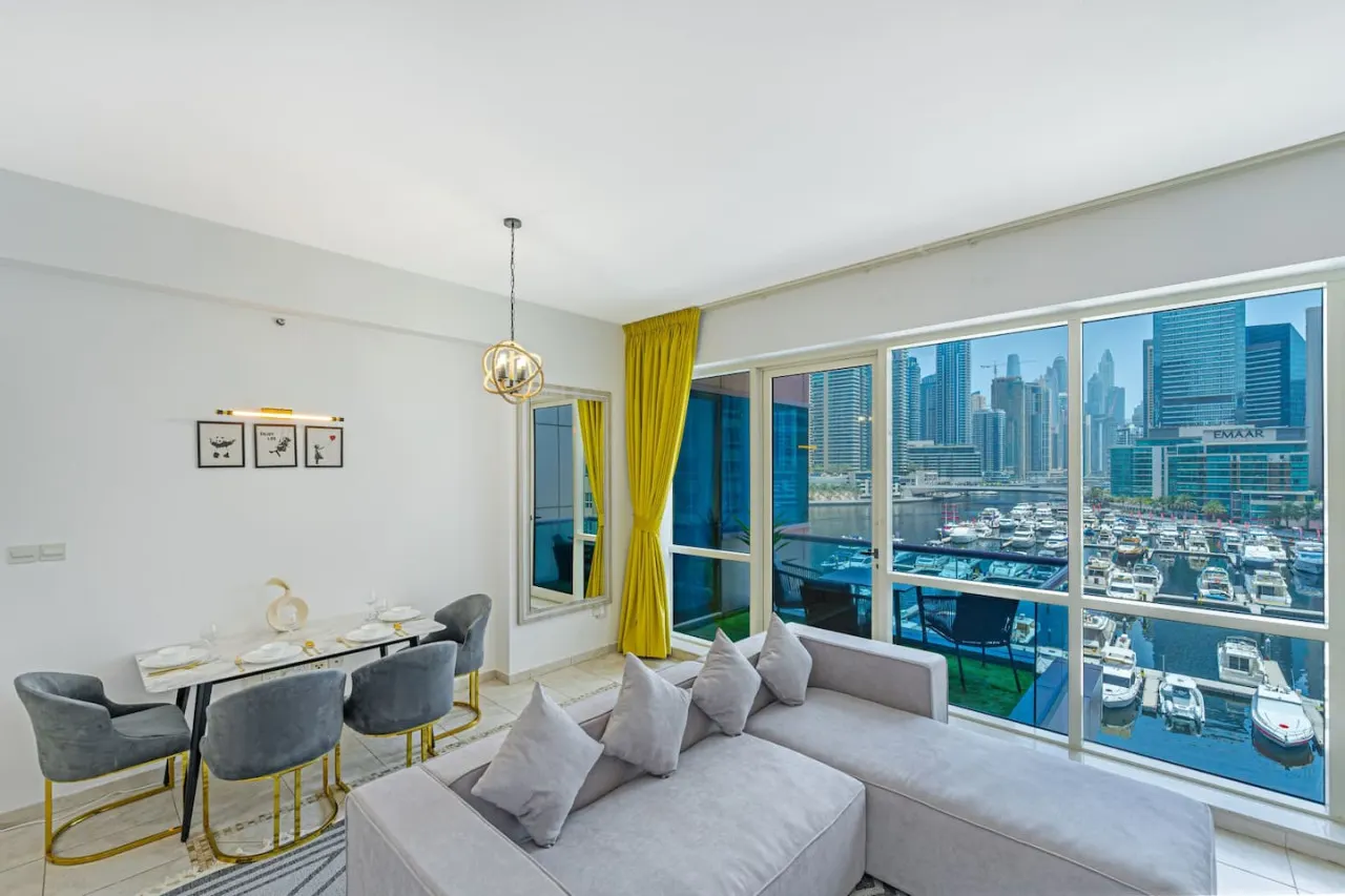 Full Sea View Free Netflix Balcony & Pool 17