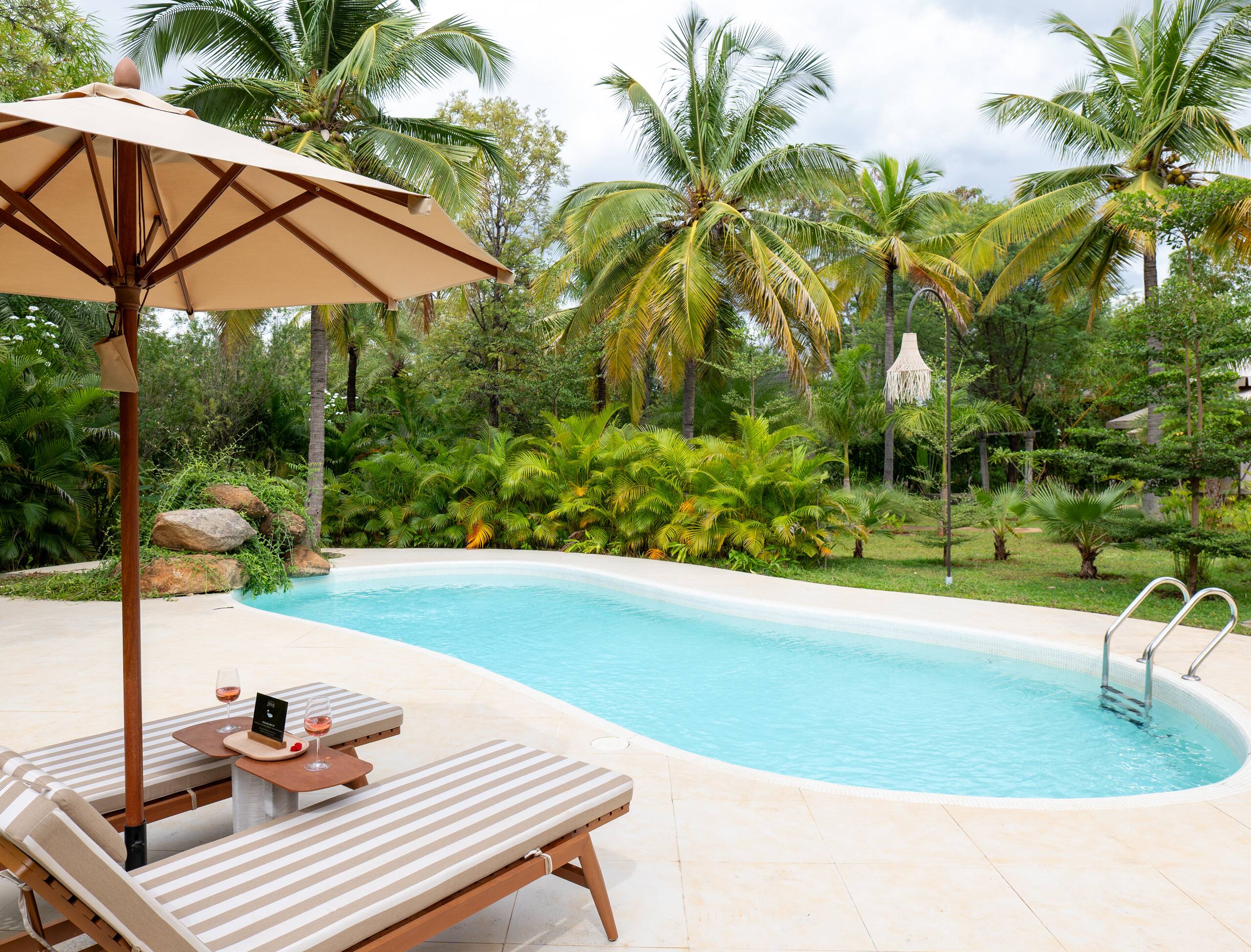 3 BHK Villa + Luxury Tent, Pool, Gazebo & Fire Pit — photo 2