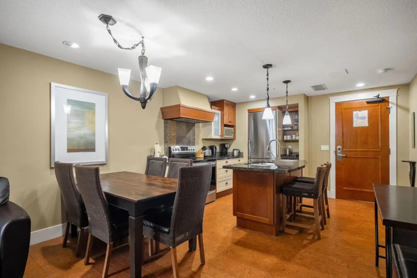 Luxury 2BR Mountain Retreat Pool & Hot Tub 9