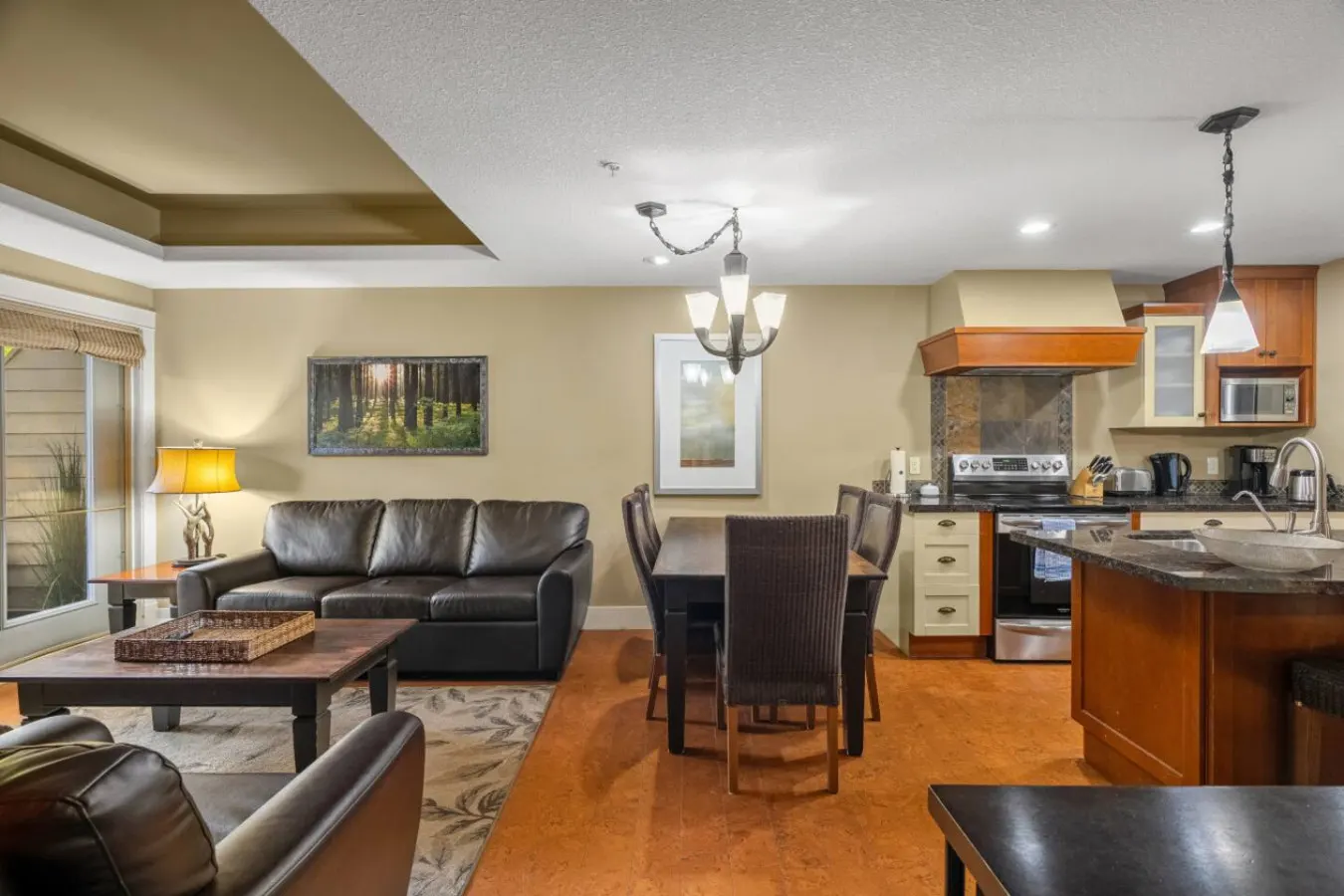 Luxury 2BR Mountain Retreat Pool & Hot Tub 16