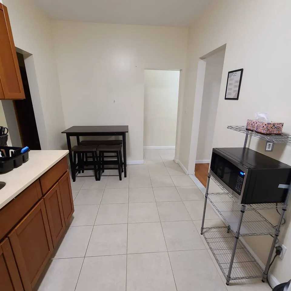 Furnished 2BR Walk to Maimonides & Sunset Park 11