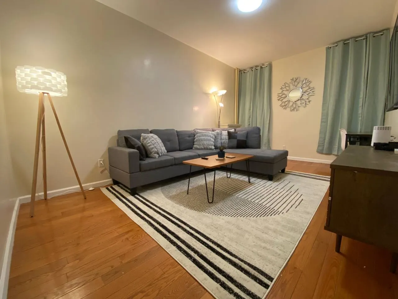 Furnished 2BR Walk to Maimonides & Sunset Park 14