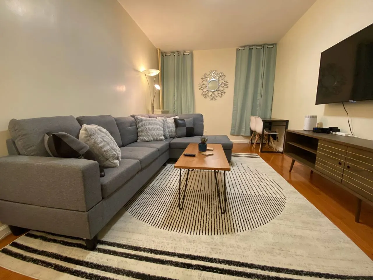 Furnished 2BR Walk to Maimonides & Sunset Park 17