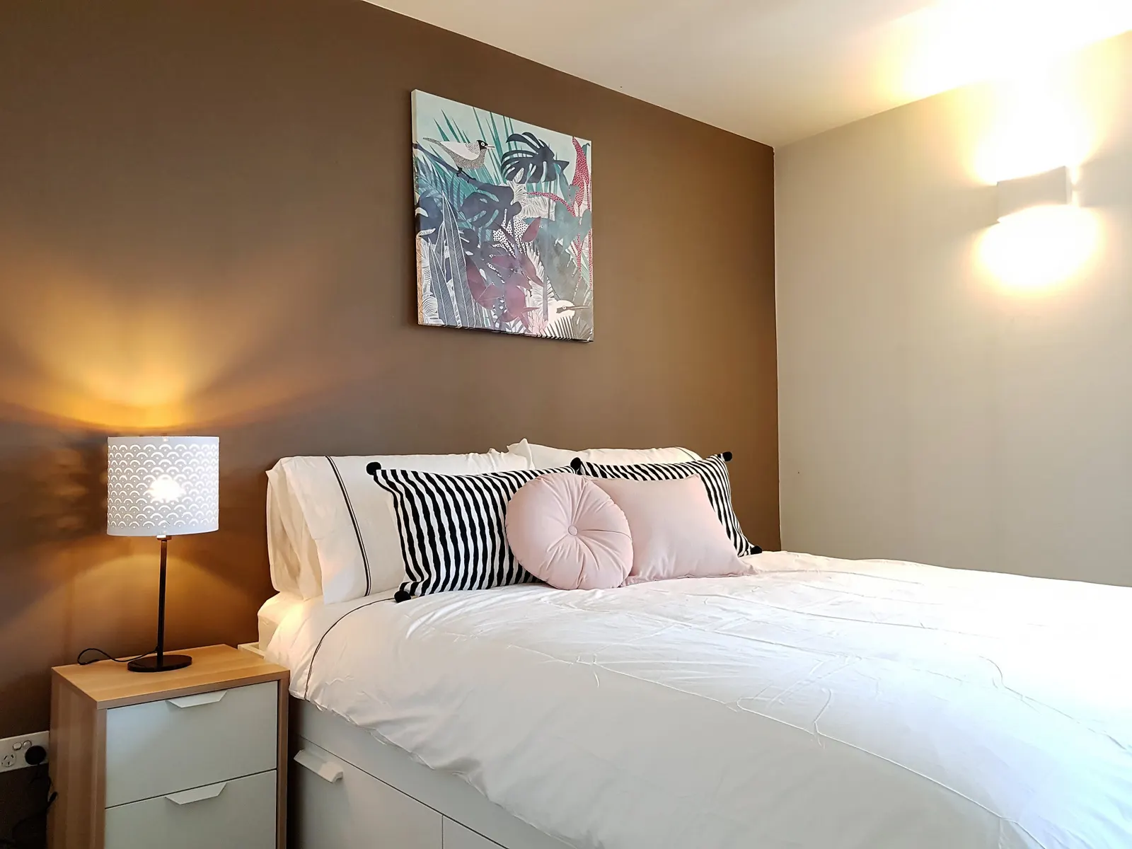 ReadySet Apartments on Neo - 2 Bedroom Apartment - N4 3