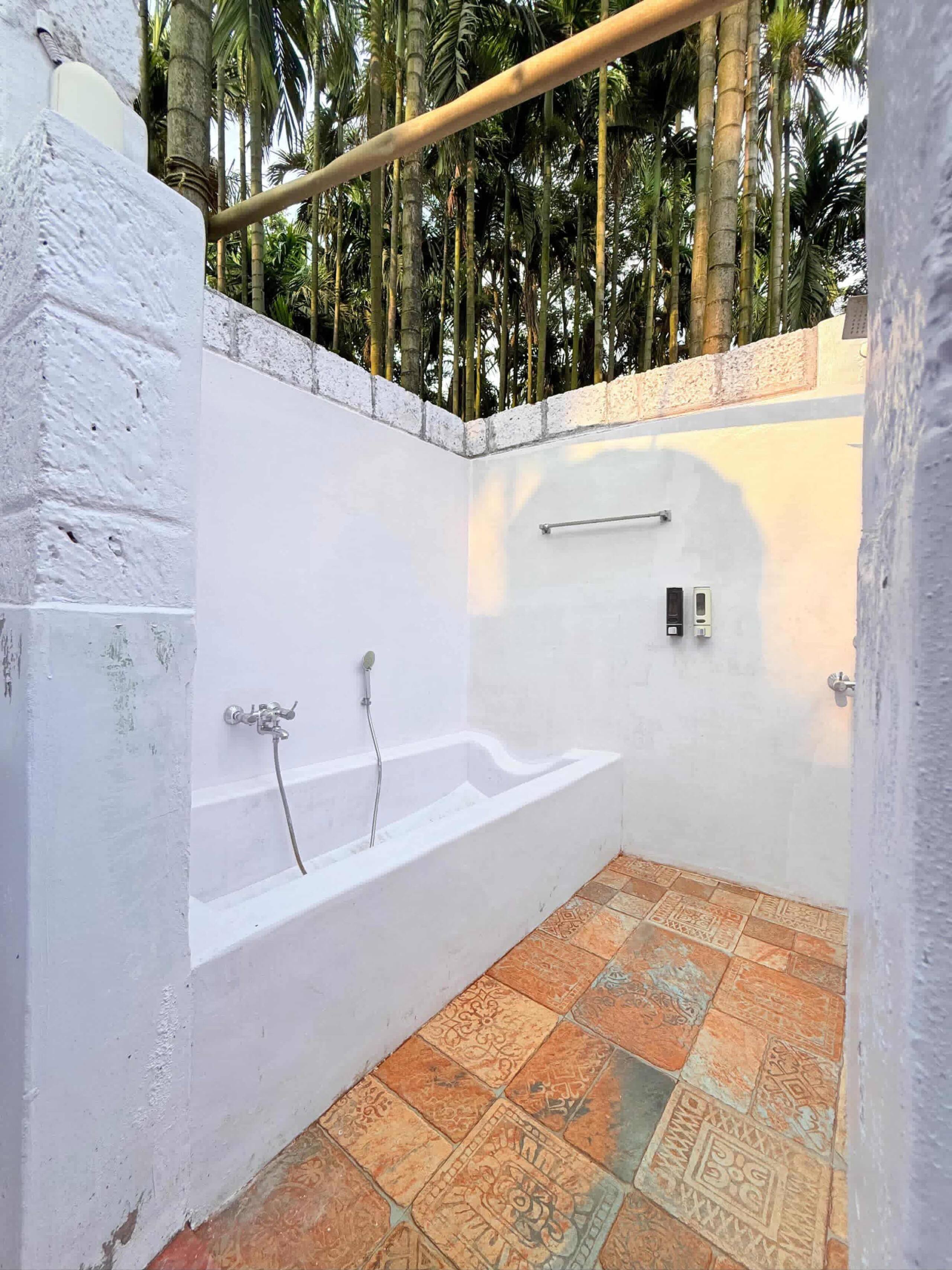 Jenubail Retreat - Sunset shead 8