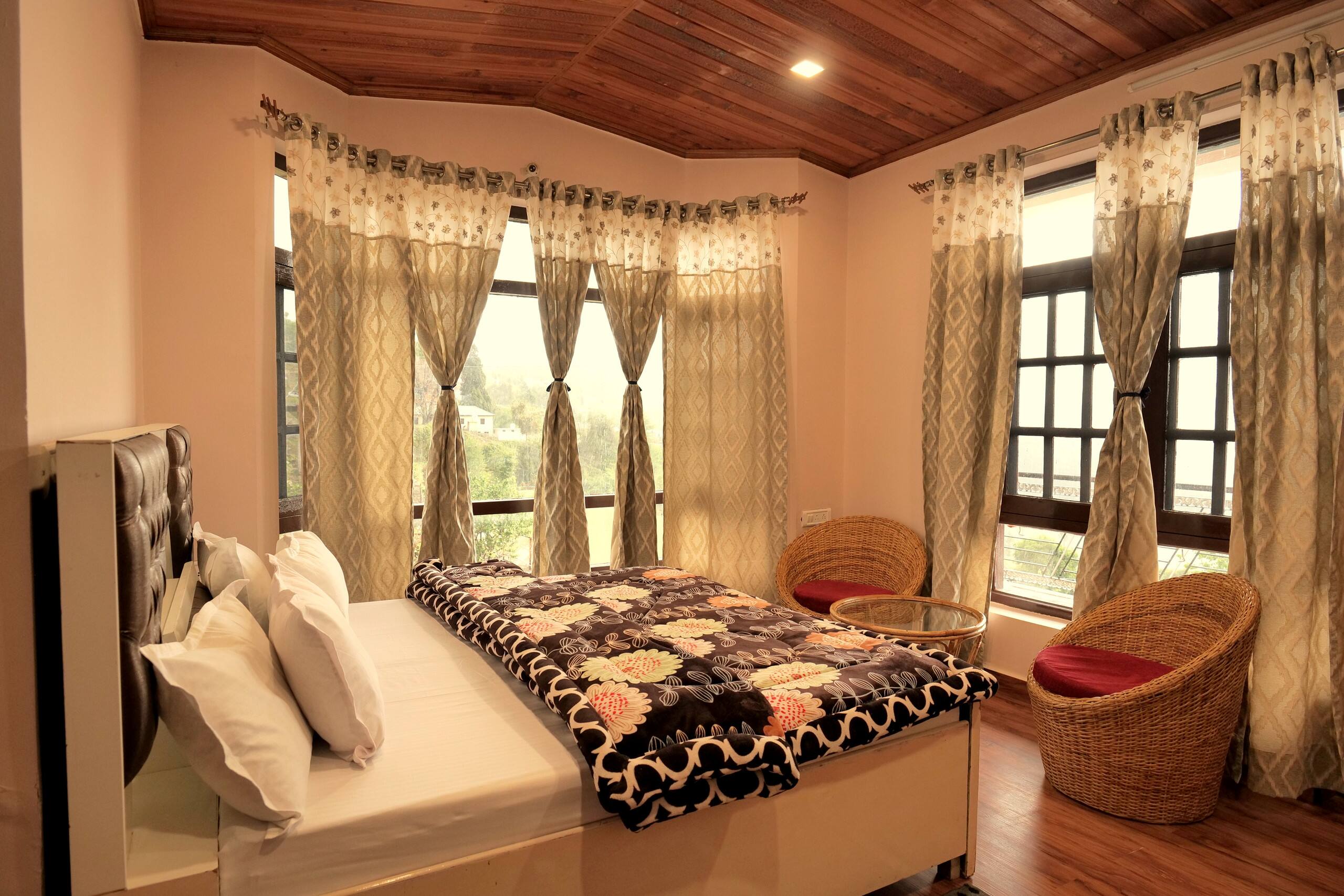 3 Bedroom Chail Heights Valley Villa 26