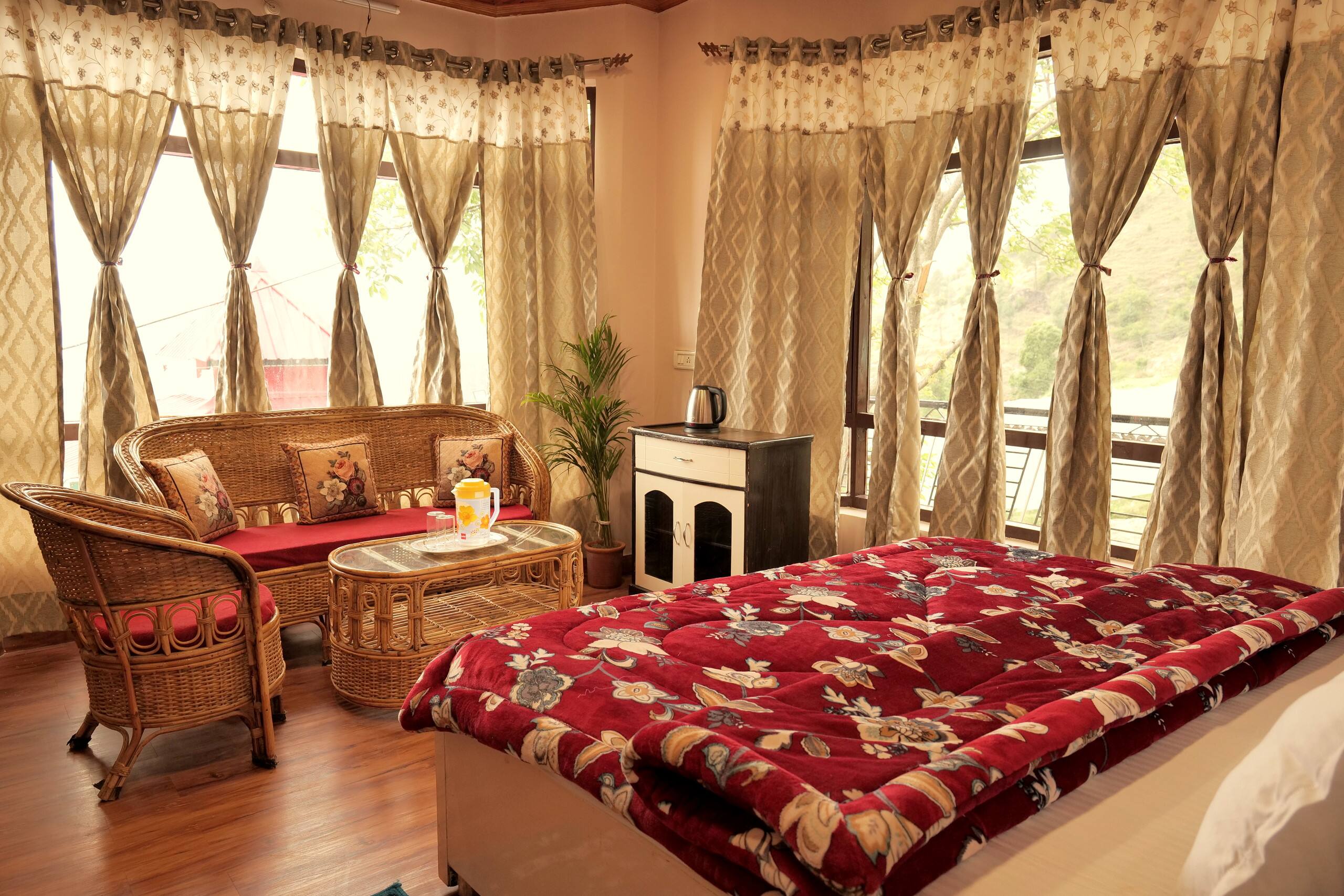 3 Bedroom Chail Heights Valley Villa 23