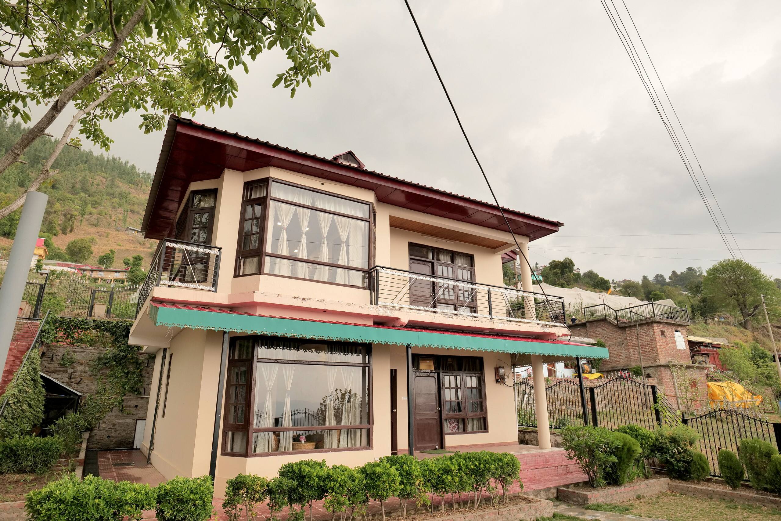 3 Bedroom Chail Heights Valley Villa 3