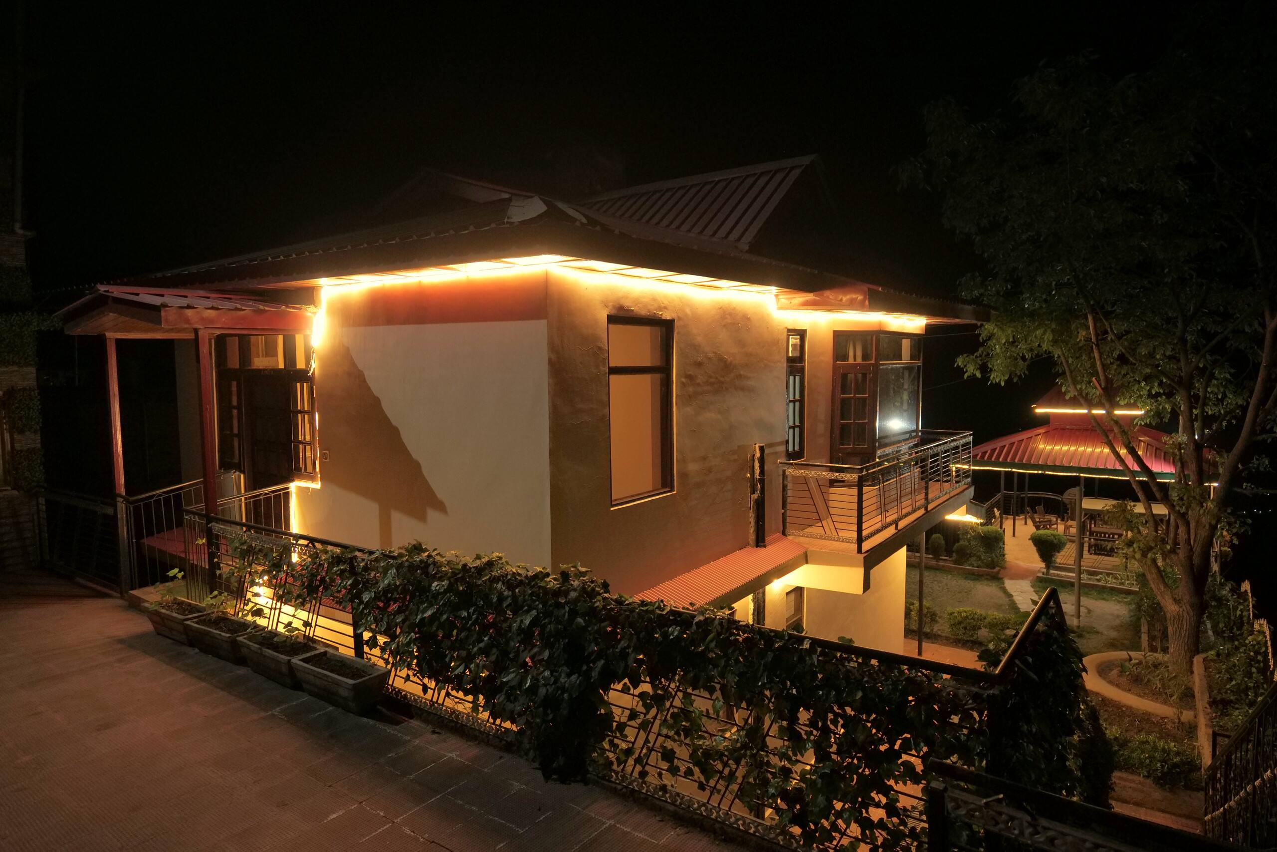 3 Bedroom Chail Heights Valley Villa 1