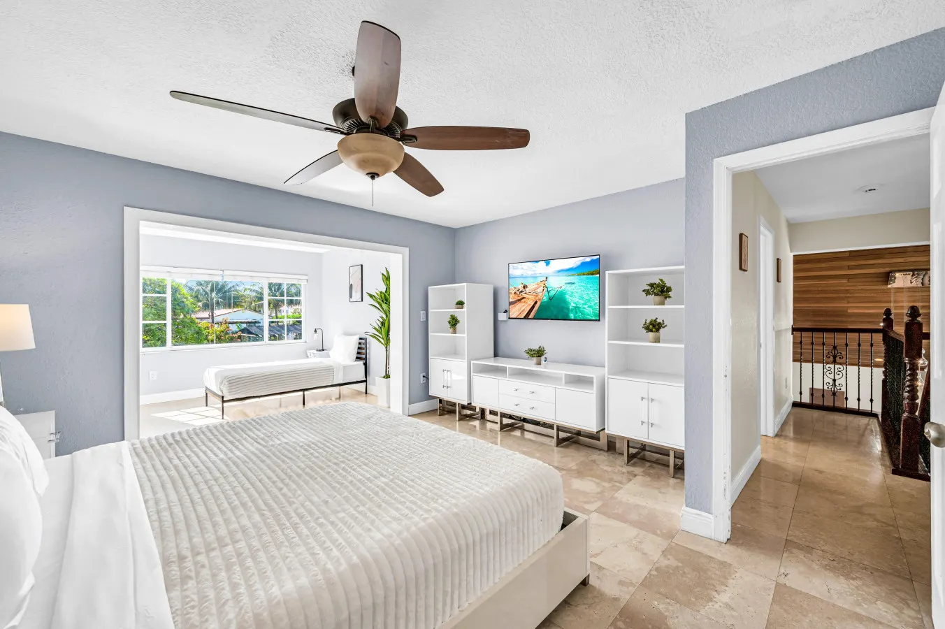 Spacious Tropical Pool Home Miami. 4/3. Sleeps 13 17