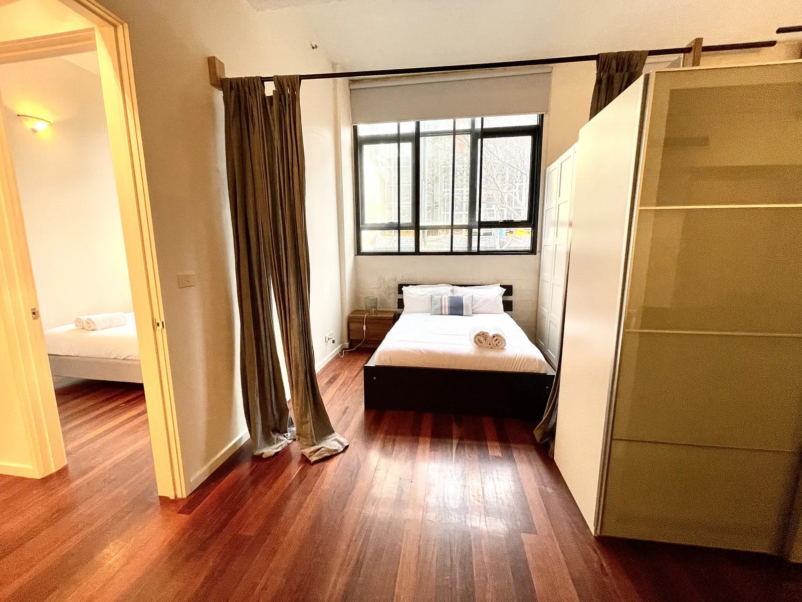 Readyset Apartments on Wiltshire - 5 Bedroom Apartment B3 10