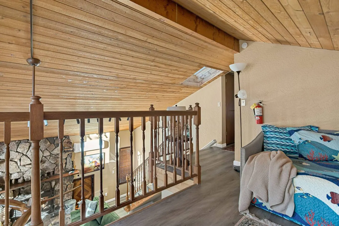 Maple Lane w/ Hot Tub & EV charger, Pet Friendly 14