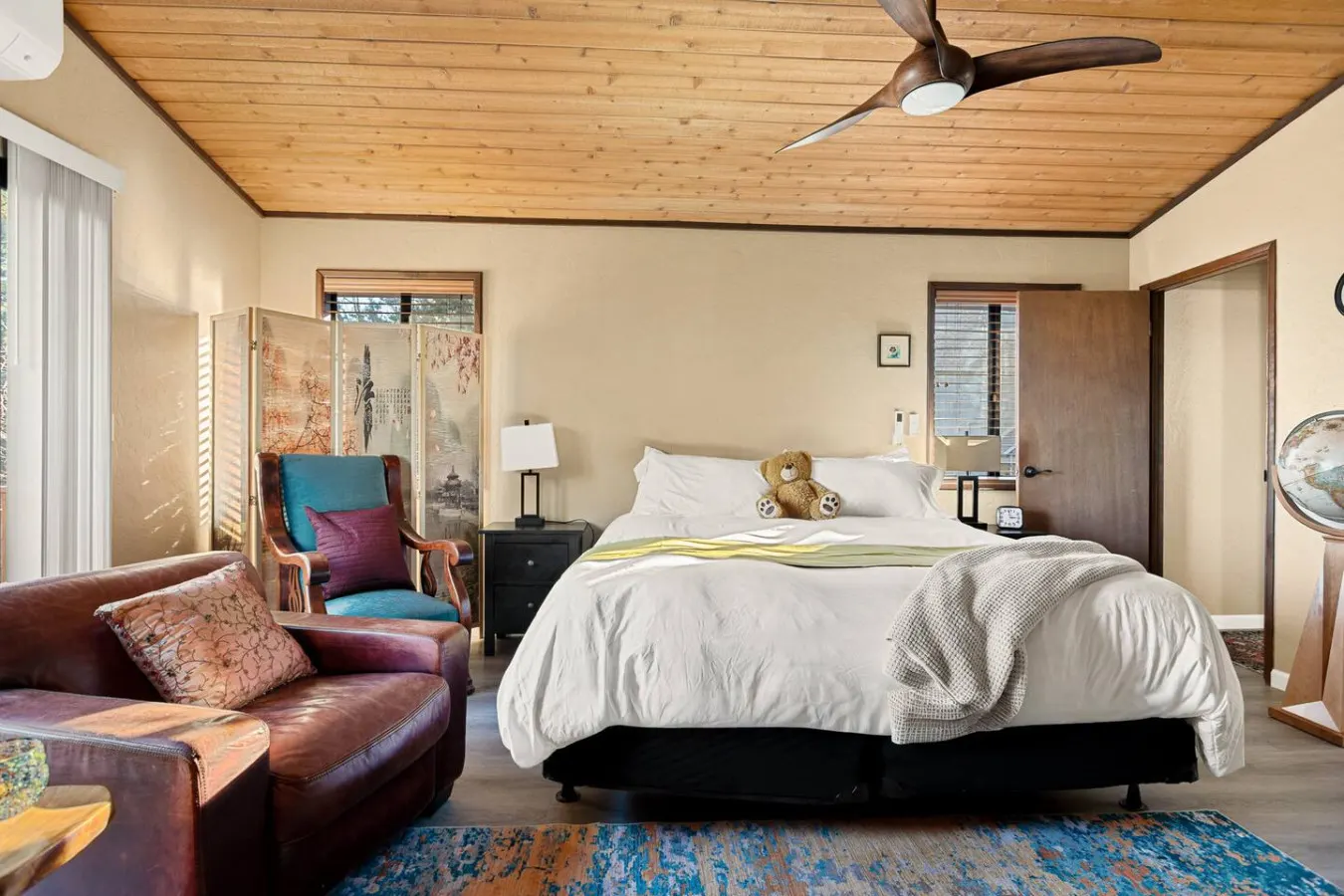 Maple Lane w/ Hot Tub & EV charger, Pet Friendly 15