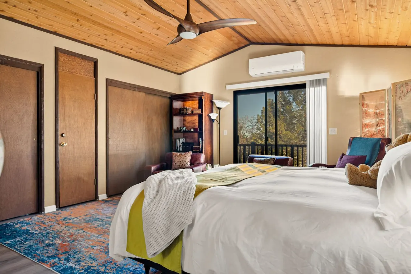 Maple Lane w/ Hot Tub & EV charger, Pet Friendly 17